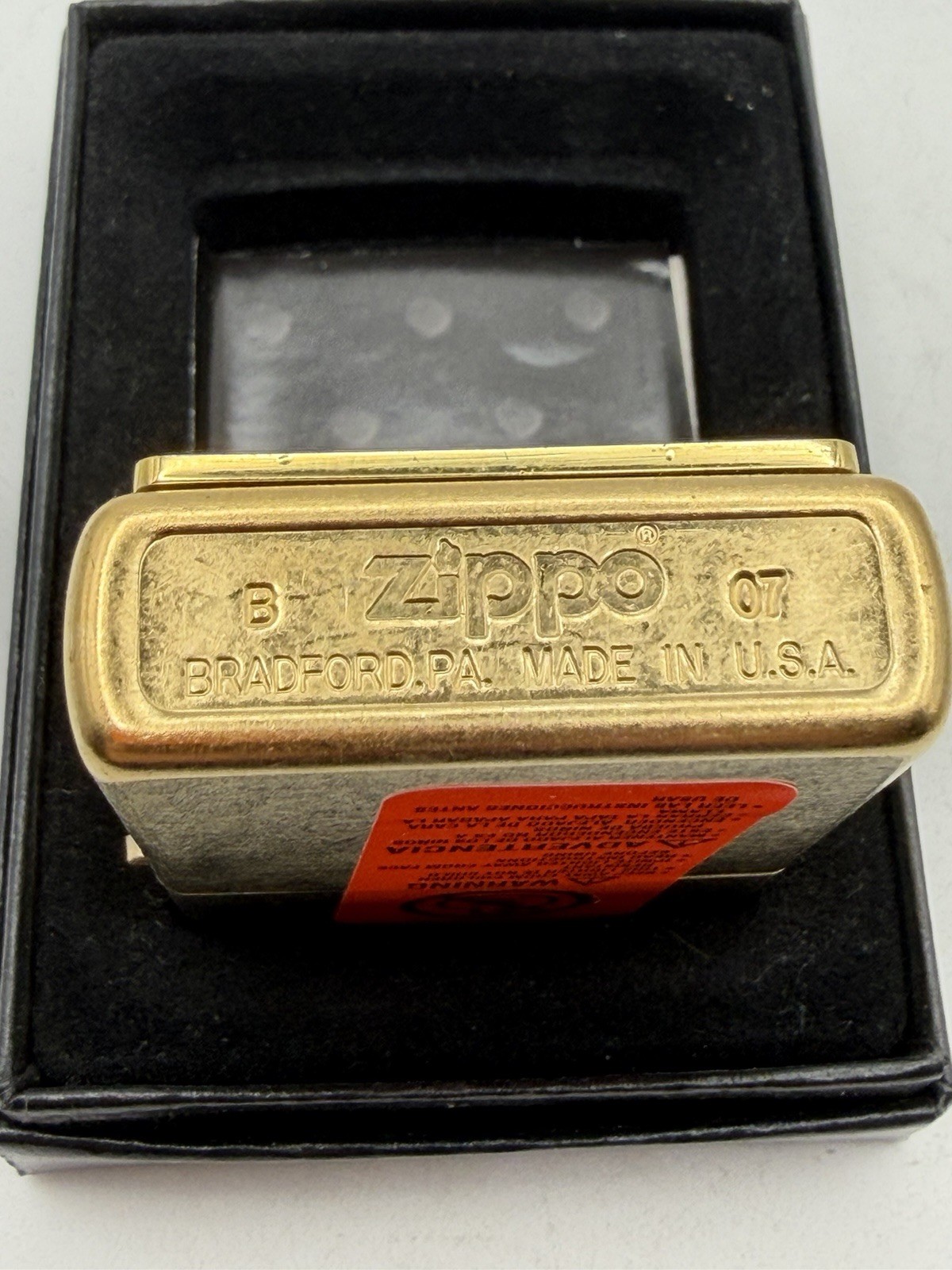 Vintage 2007 City Celebration Emblem Gold Dust Zippo Lighter New B31