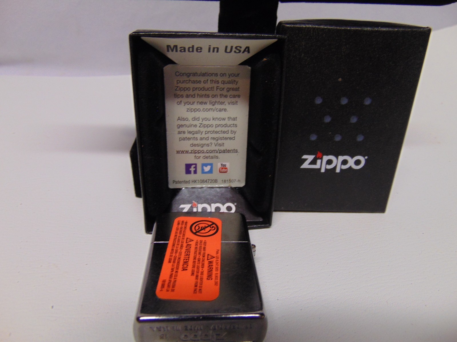 NIP Zippo Cigarette lighter silver color H 15 made in the USA 2 1/4″ x 1 1/2″