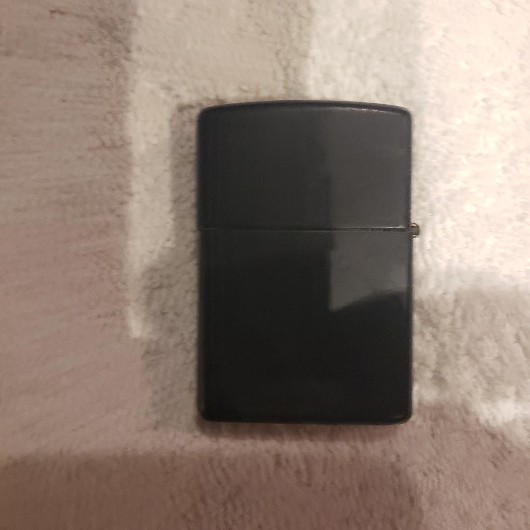 ZIPPO CLASSIC MATTE BLACK LIGHTER BRADFORD PA MADE IN U.S.A.