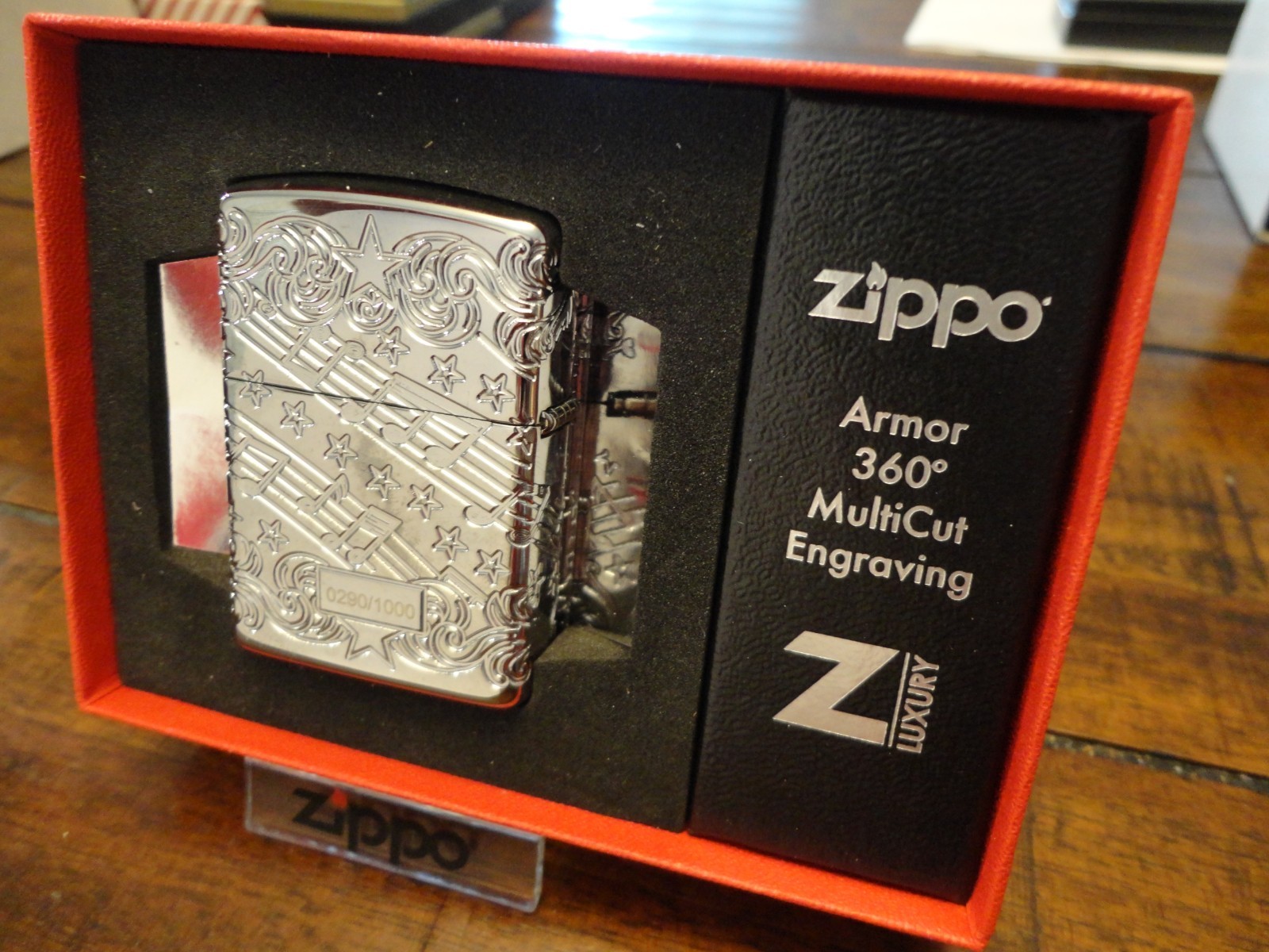 STAR SPANGLED BANNER ARMOR NATIONAL ANTHEM ZIPPO LIGHTER MINT IN BOX 290/1000