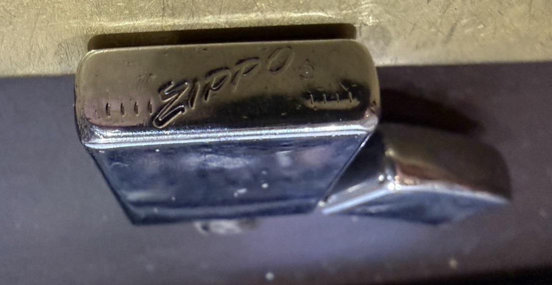 Vintage 1966 Zippo slim line lighter