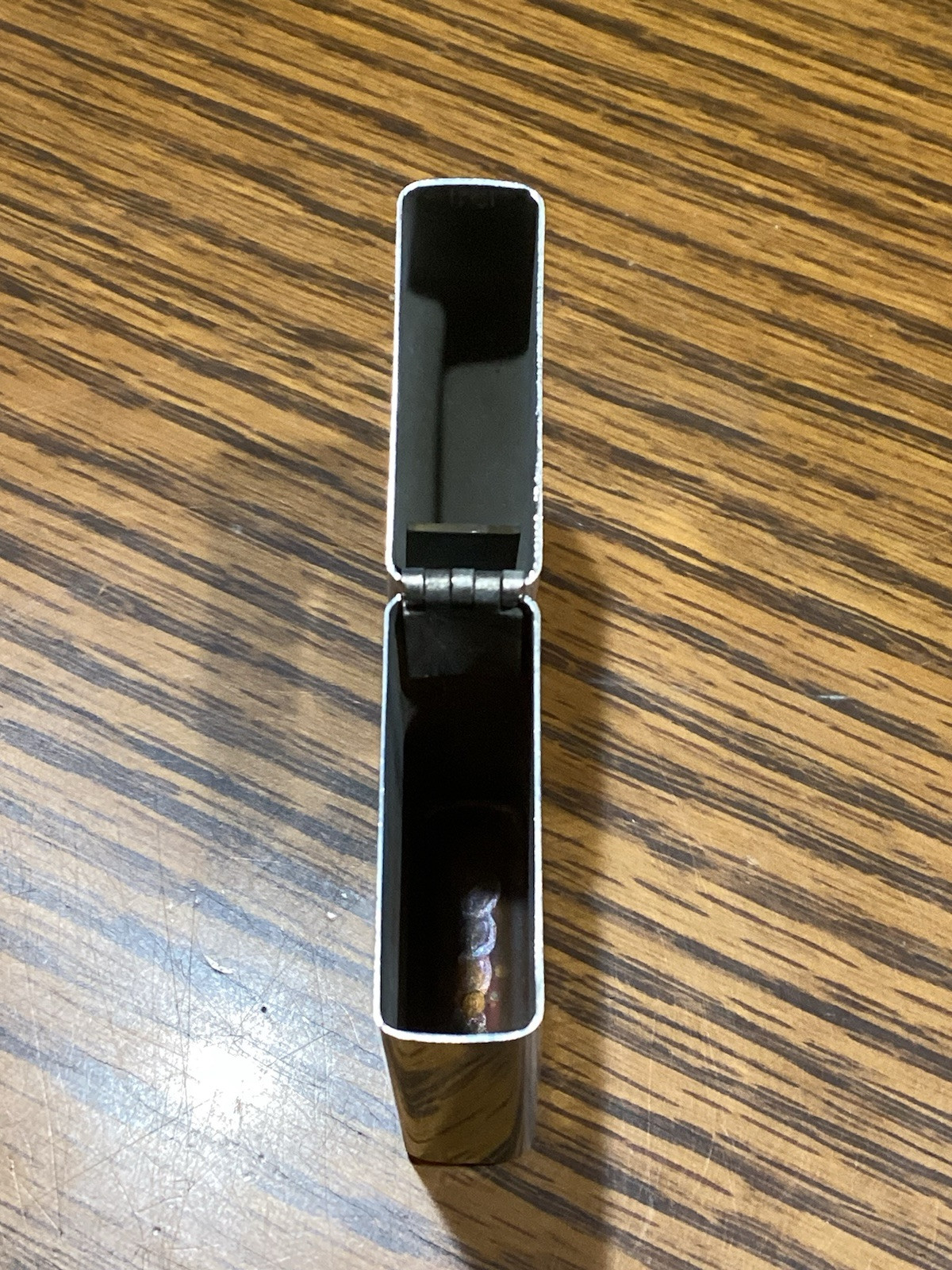 Zippo Vintage Thin Stripe Flip Top Lighter
