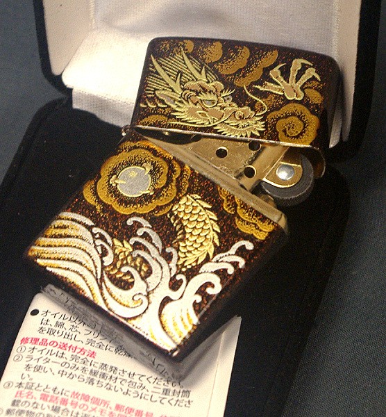 ZIPPO Gold Maki e Pear Tree Lacquer Dragon Gold Tank Takkyubin Compact