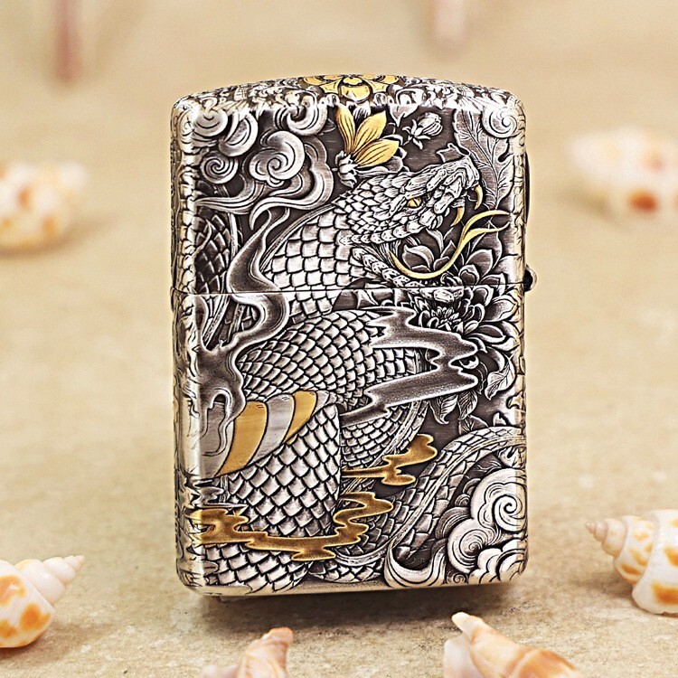 Zippo Armor Custom Lighter Snake & Princess – Smoked Silver Surround Carved