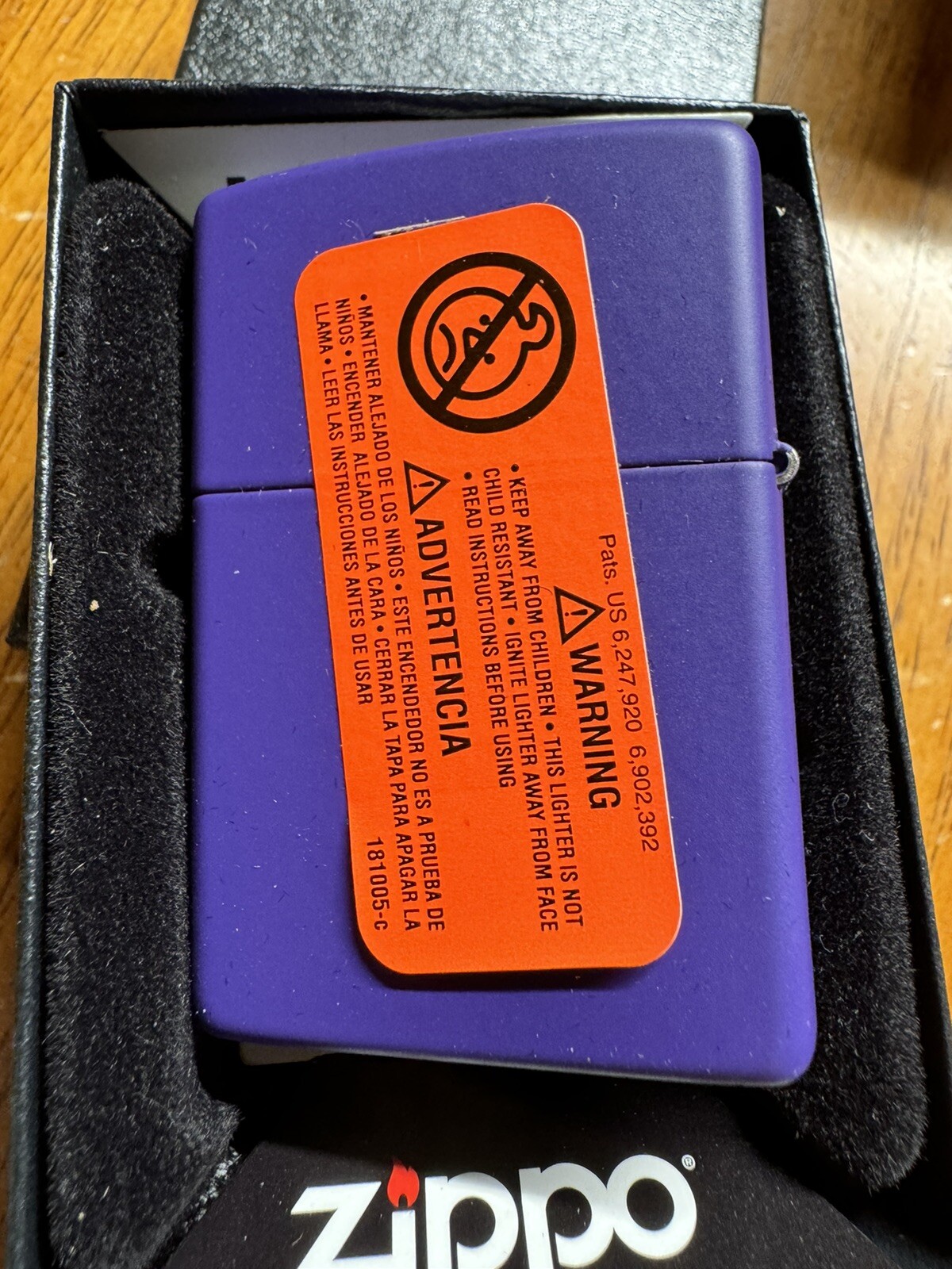 Zippo Cannabis Textured Print on Purple Matte Lighter – 49790 – New