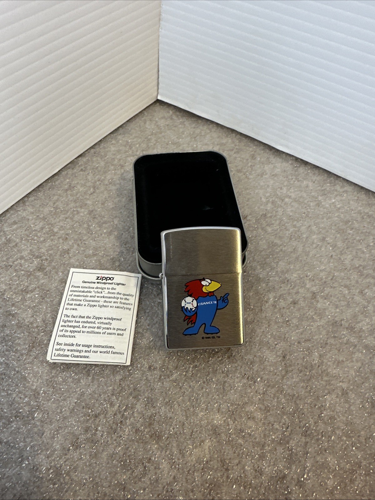 1997 Zippo Lighter FIFA 98 Footix France World Cup soccer Tournament free ship