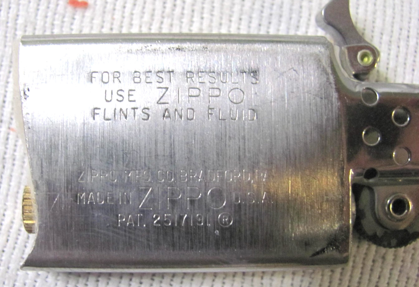 Whitey Slim Zippo Lighter — High Polish Chrome -Unused ?-In Original Box