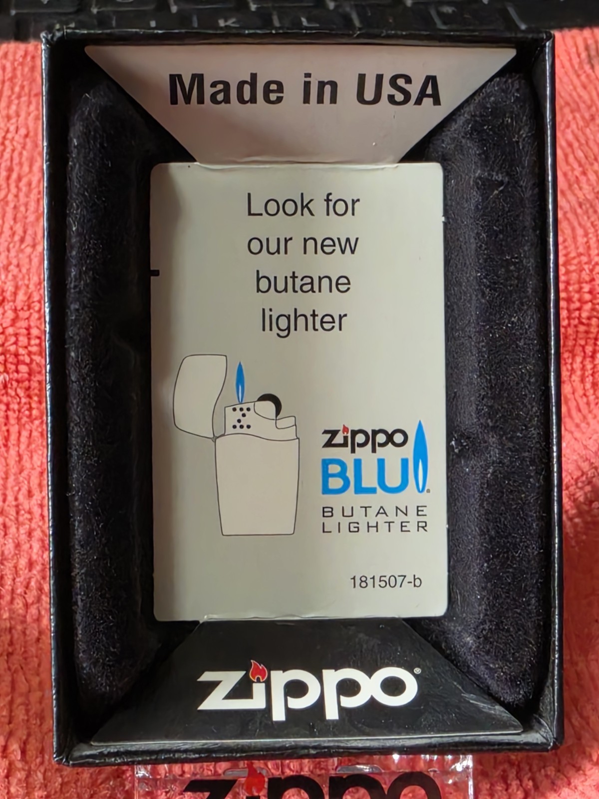 ZIPPO ENTHUSIAST NETWORK LOGO ON HIGH POLISHED CANDY APPLE RED ZIPPO(21063)BNIB