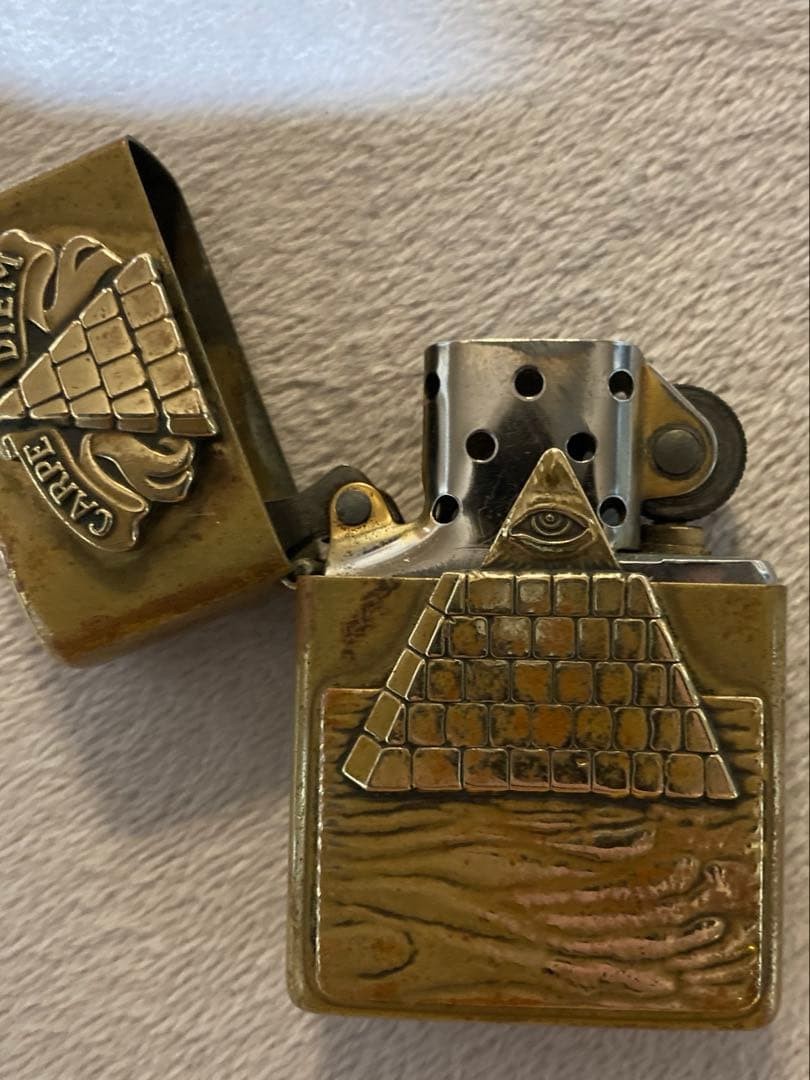 [Rare] ZIPPO (Year 2000) „Carpe Diem“ Freemason Trick Lighter