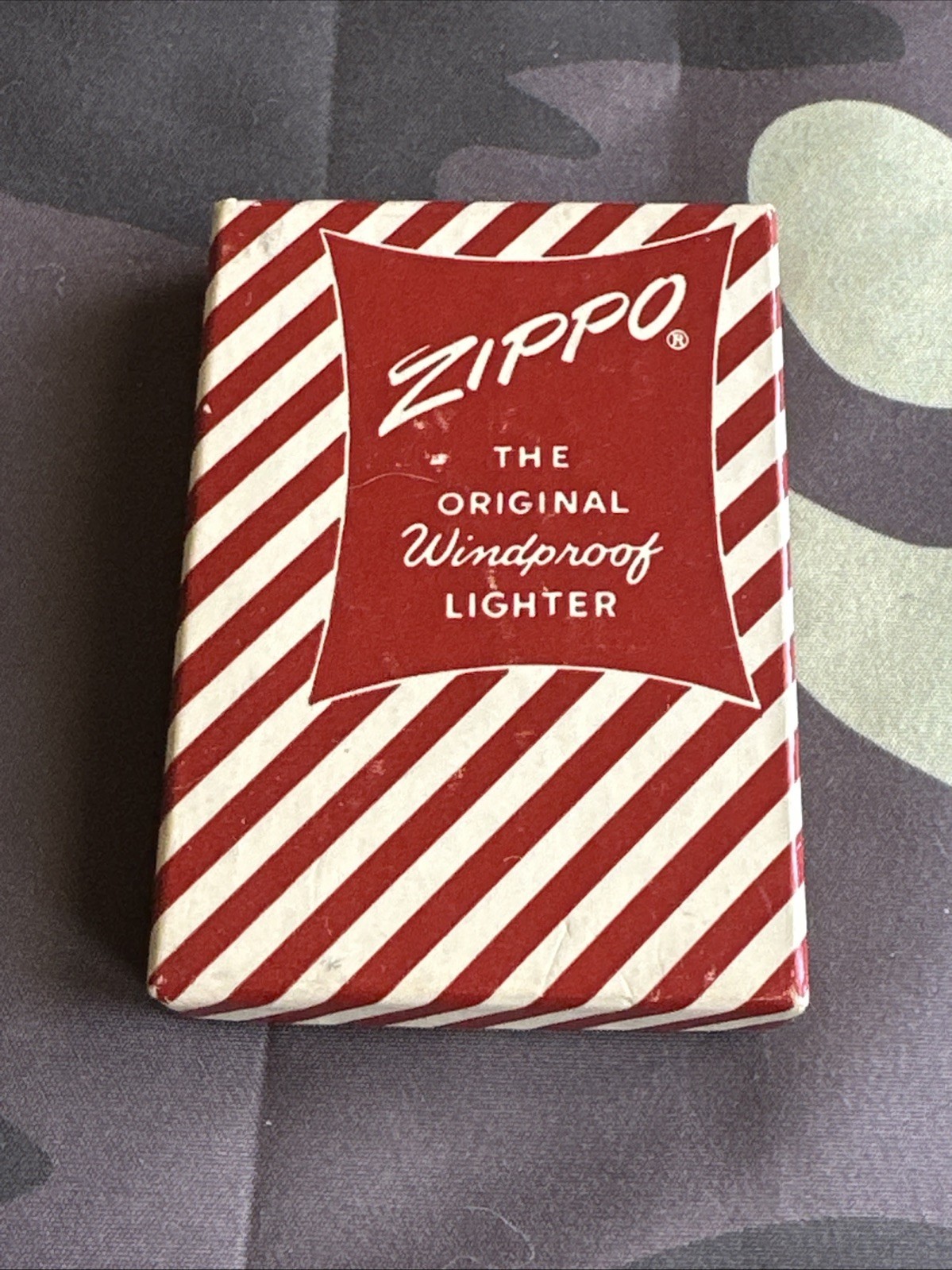 1958 Vintage Zippo Lighter – Tonawanda Engineering Company – Candy Striped Box