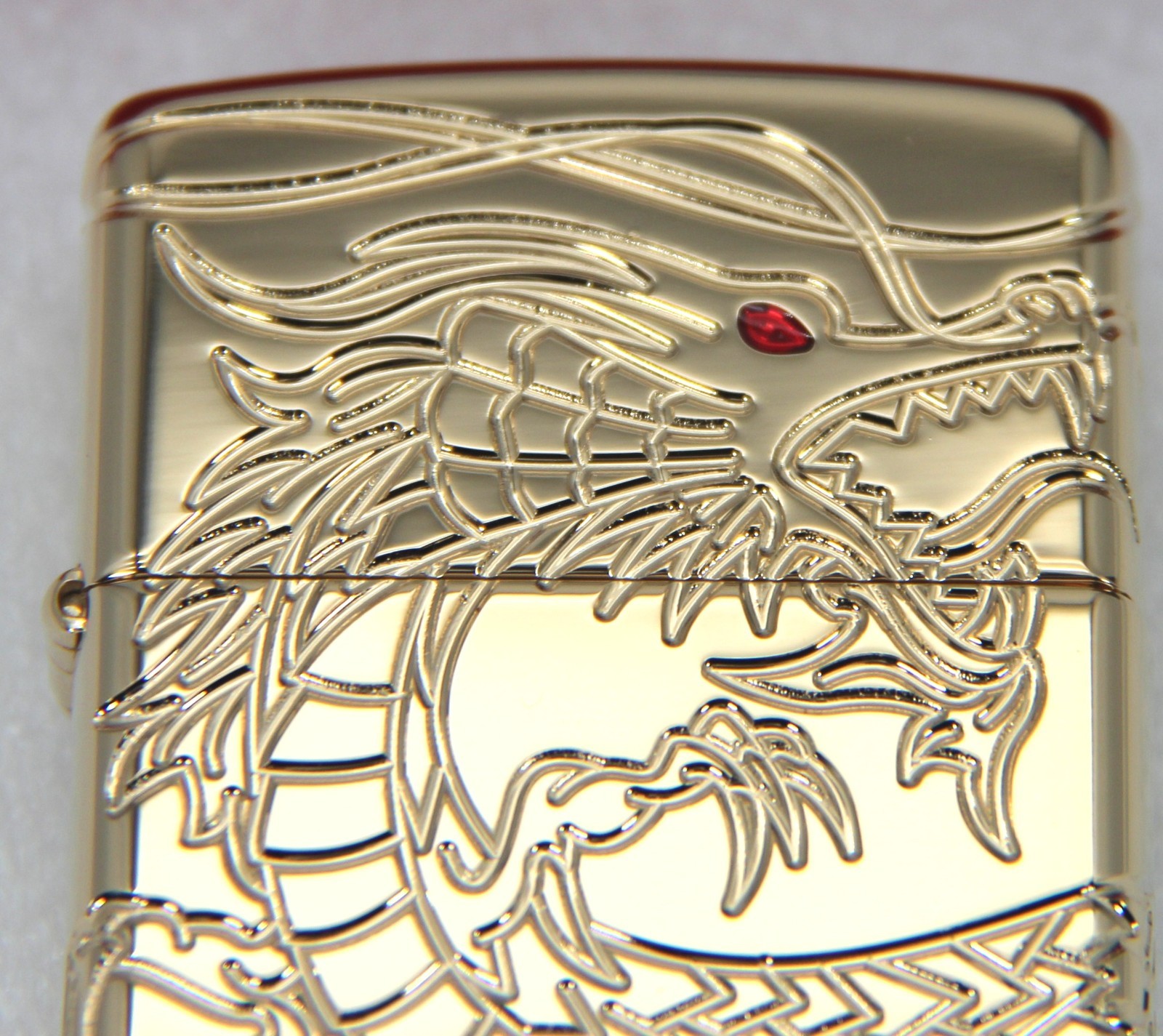 ZIPPO LIGHTER CHINESE DRAGON GOLD PLATED ARMOR 360° MULTICUT ENGRAVING NEW