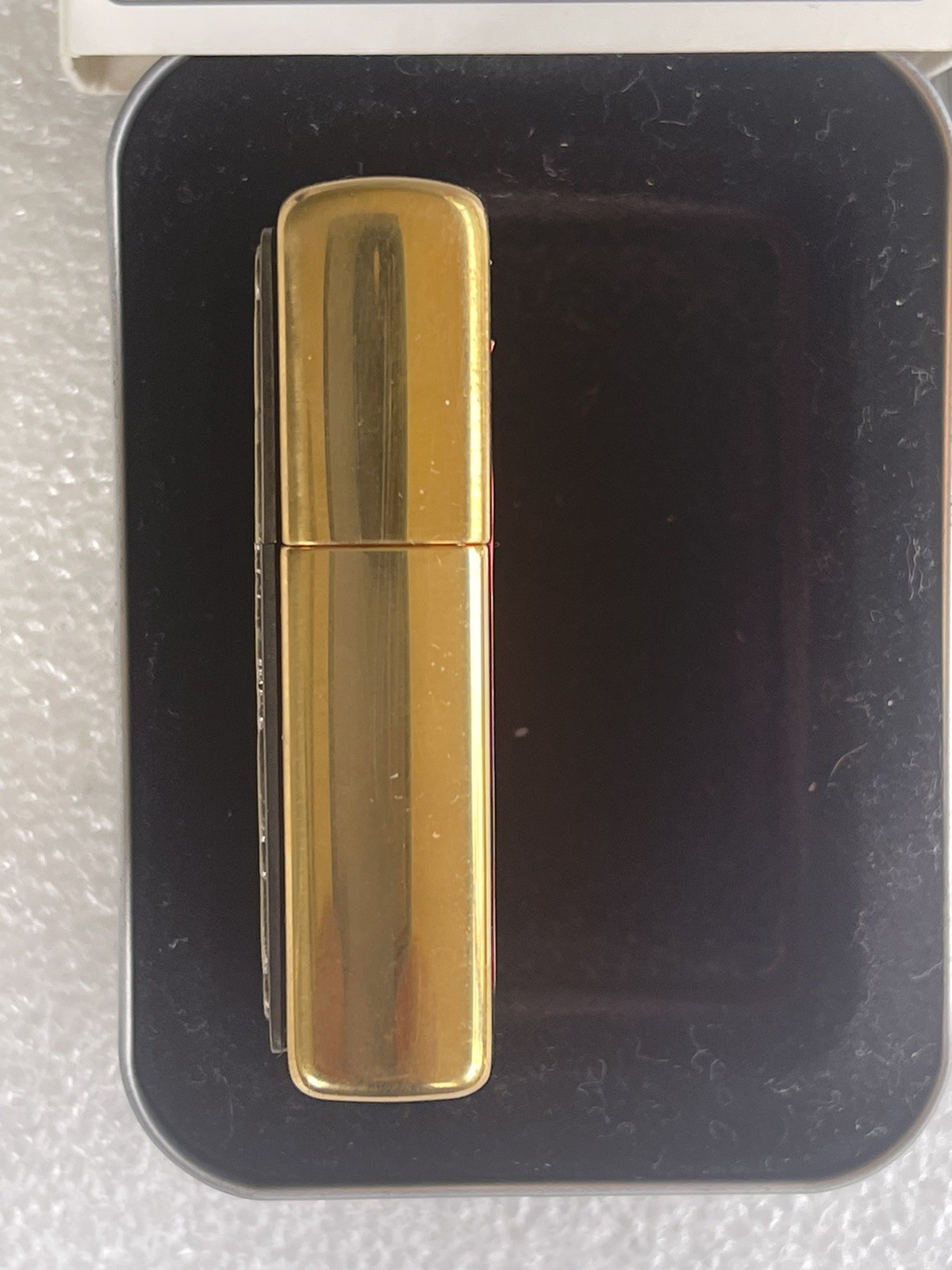 JACK DANIELS ZIPPO WHISKEY BRASS TEXTURED LIGHTER IN COLLECTOR TIN &SLEEVE- NEW