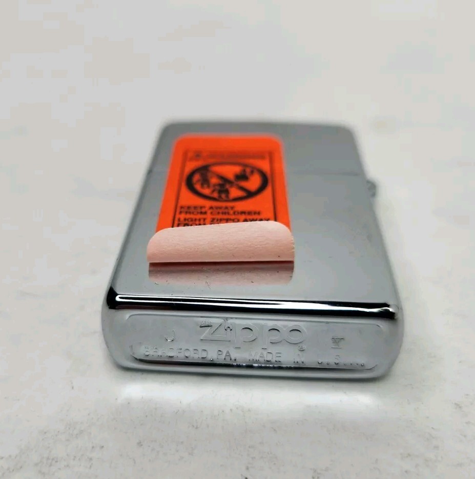 ZIPPO 1994 CASE XX CUTLERY POLISHED CHROME LIGHTER Unfired New NOS