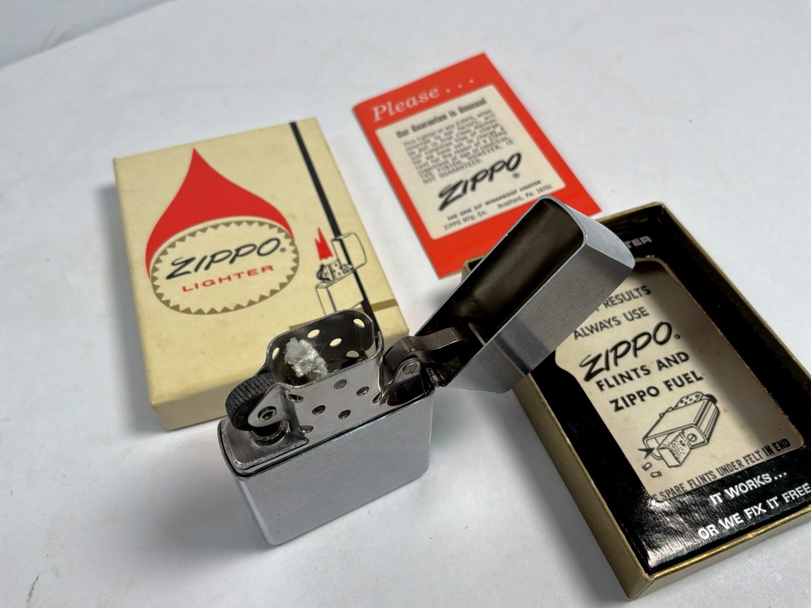 Vintage 1973 Zippo Lighter Hotpoint Advertising MIB Unfired W/ Info BookletA++++