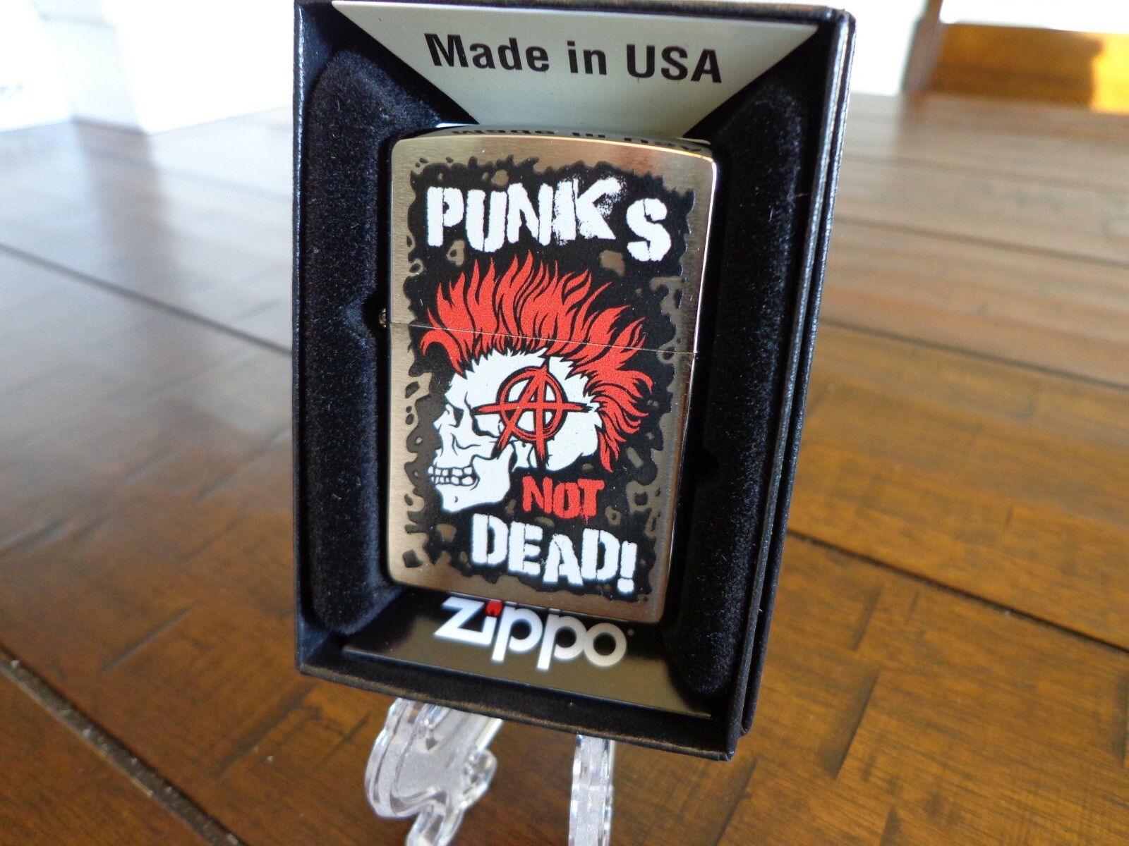 PUNK’S NOT DEAD MUSIC SKULL ANARCHY ZIPPO LIGHTER MINT IN BOX