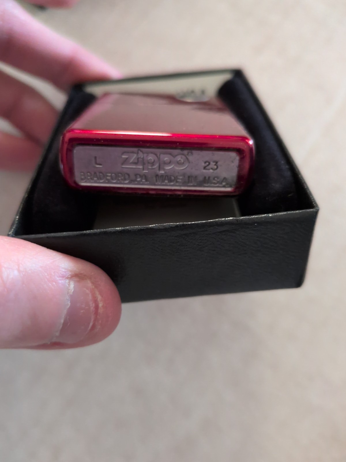 Zippo Candy Apple Red Matte Collectible Windproof Lighter 21063 Made in USA