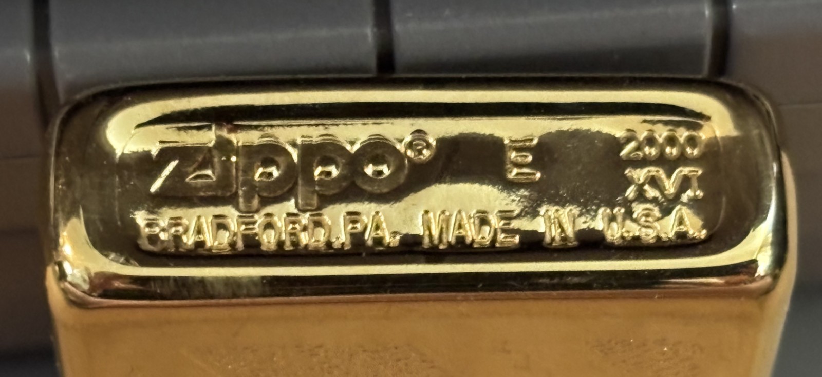 Zippo Lighter – May 2000 – Gold‑Tone Textured Case – Working Condition