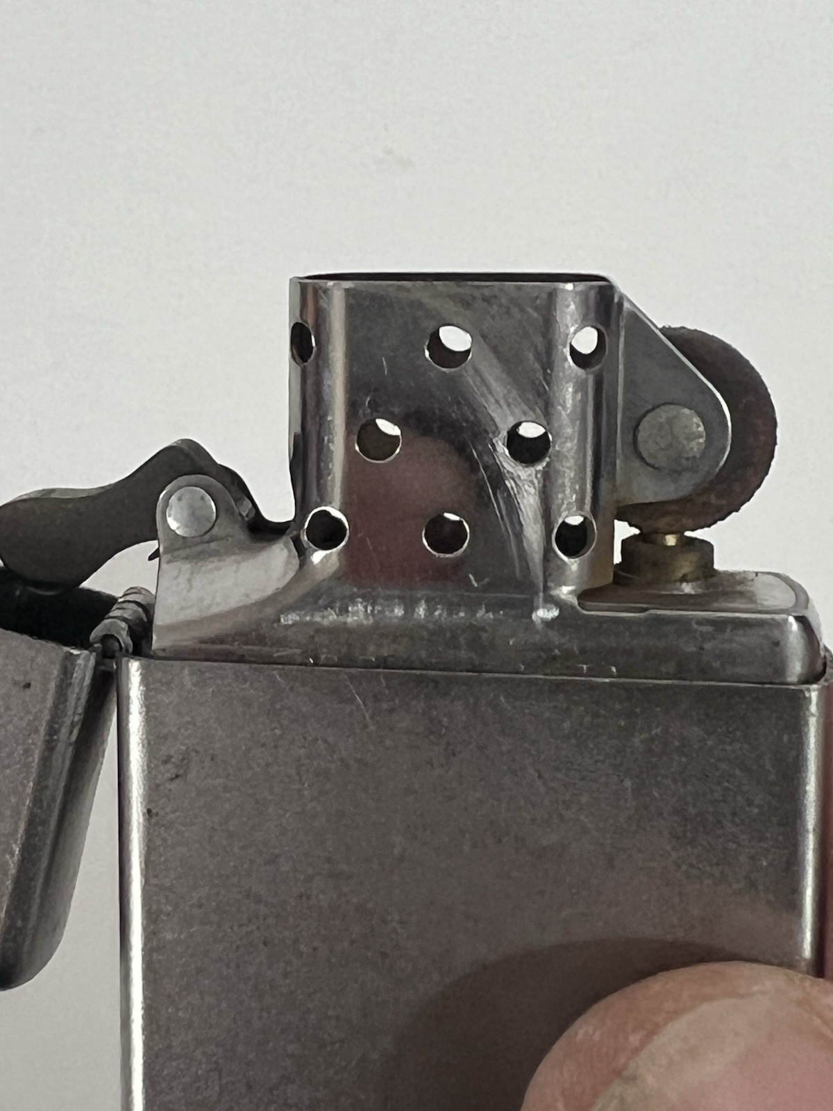Zippo – 2012 Plain Lighter – L- 12 – Polished Chrome Untested