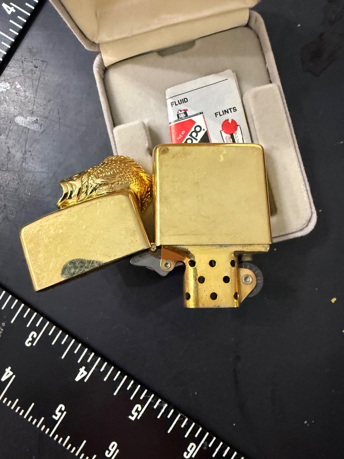 VINTAGE RARE ZIPPO 3D LIGHTER GOLD Fish SCULPTURE ANIMALS SERIES W/Box