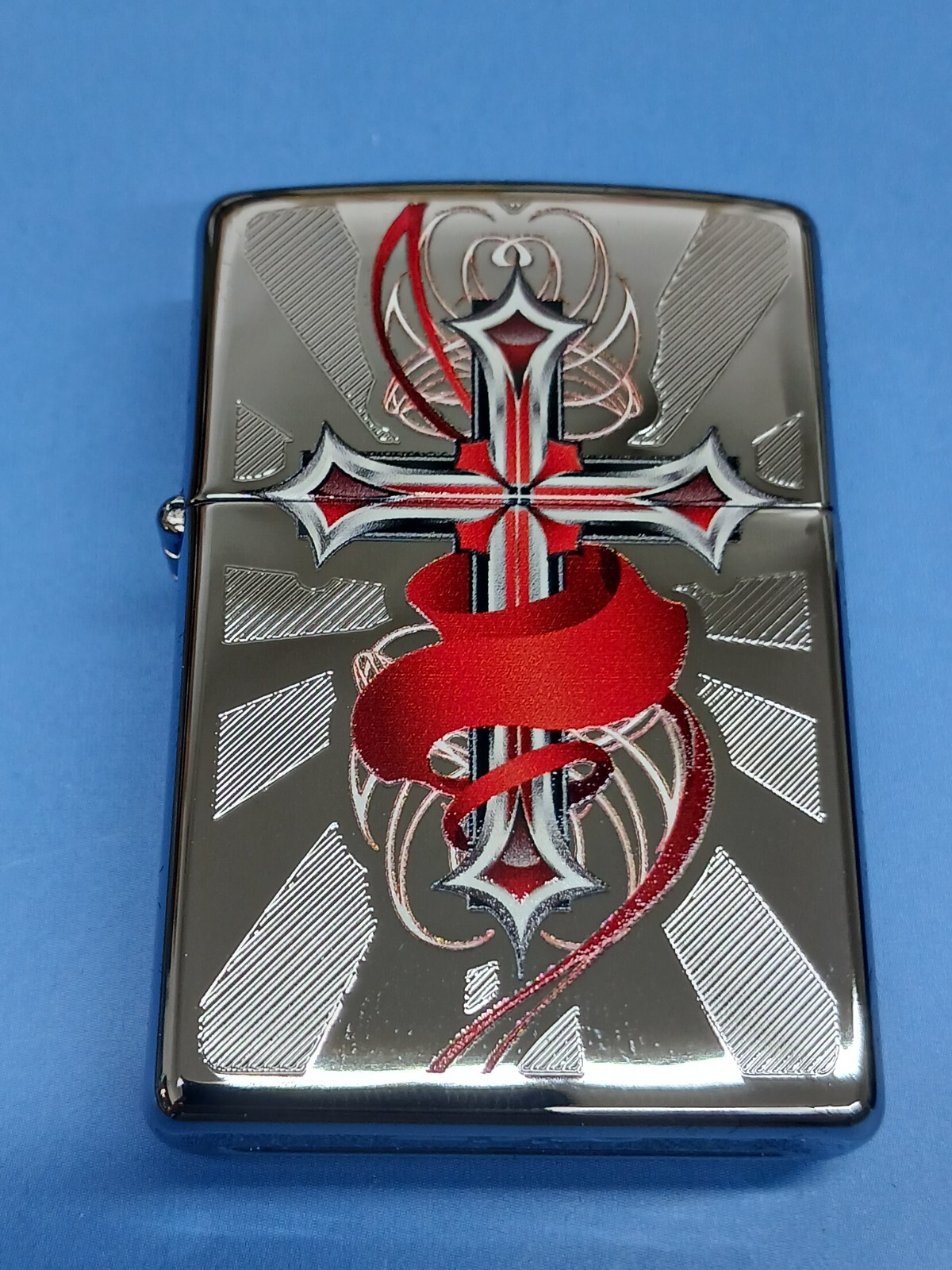 Zippo Cross with Red Accents High Polish Chrome 28526