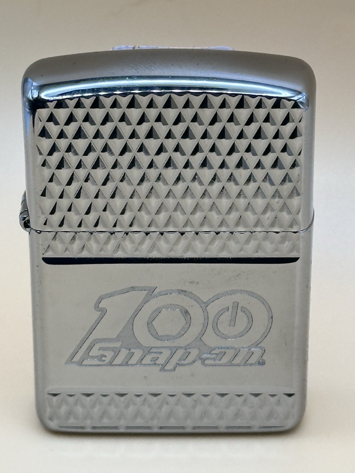 2019 Snap On 100 Year Anniversary Diamond Plate Chrome Armor Zippo Lighter NEW