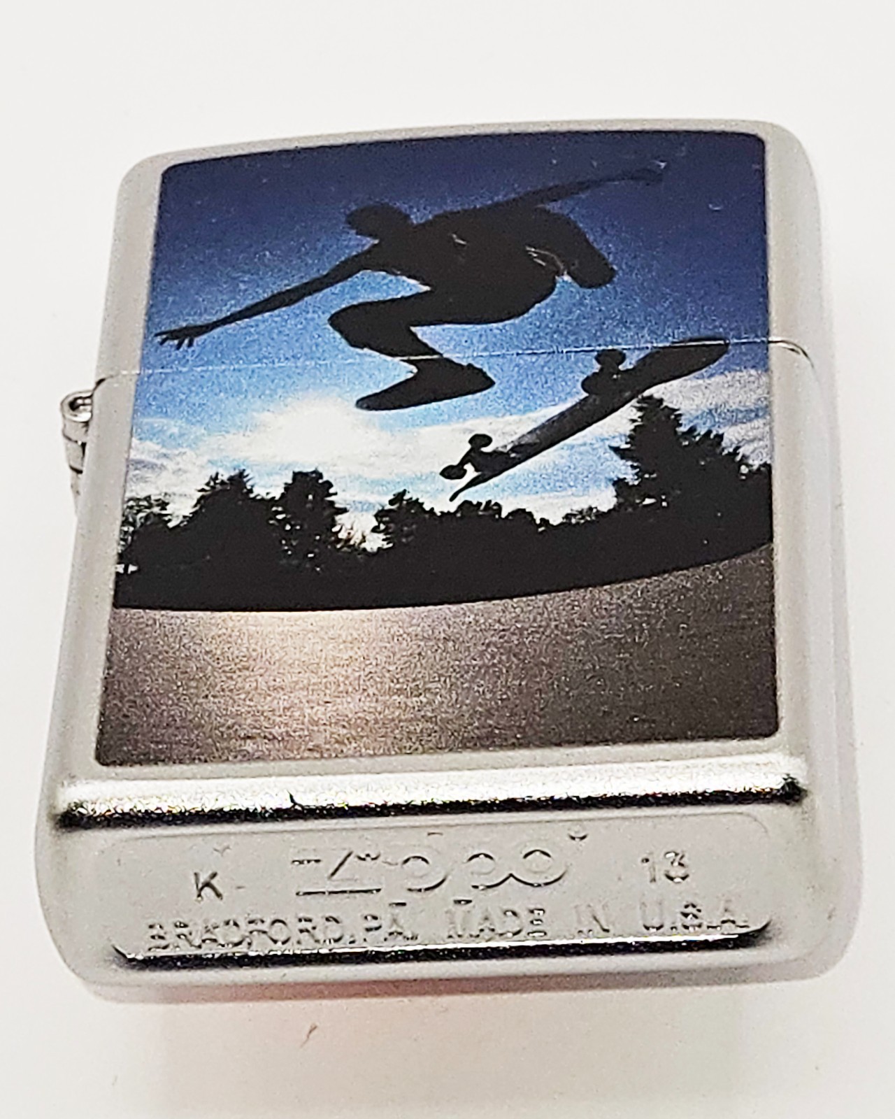 Skateboard Trickster Novelty Chrome Zippo Lighter – Rare