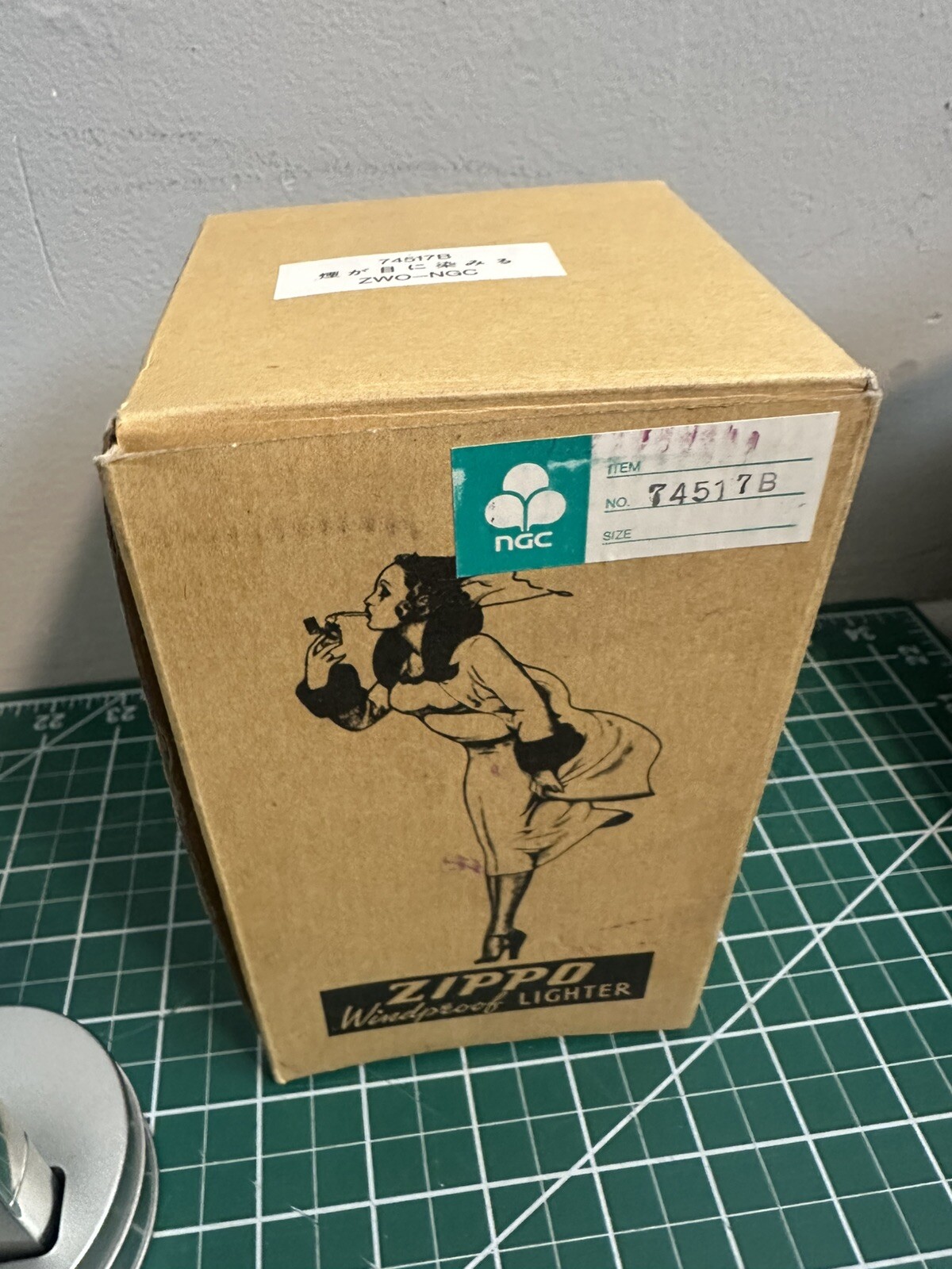 ZIPPO WINDY MUSIC BOX SET LIMITED EDITION SUPER RARE (MISSING PLASTIC DOME)