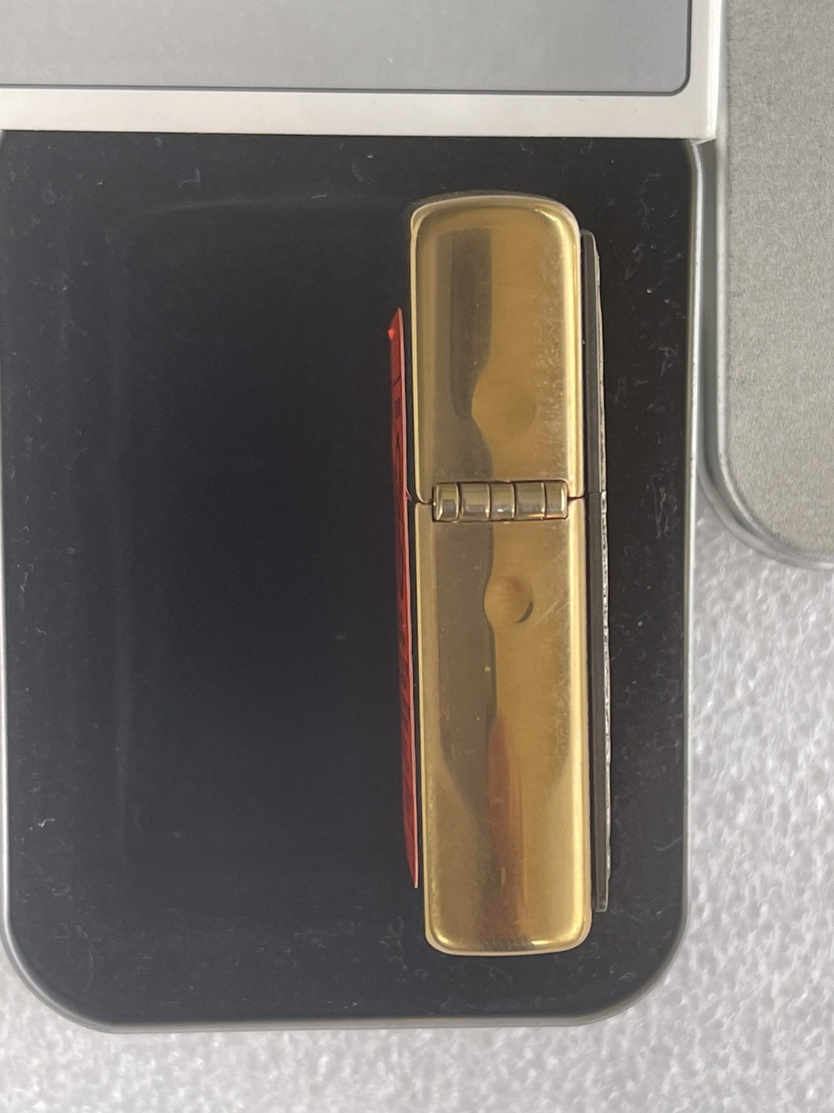 JACK DANIELS ZIPPO WHISKEY BRASS TEXTURED LIGHTER IN COLLECTOR TIN &SLEEVE- NEW
