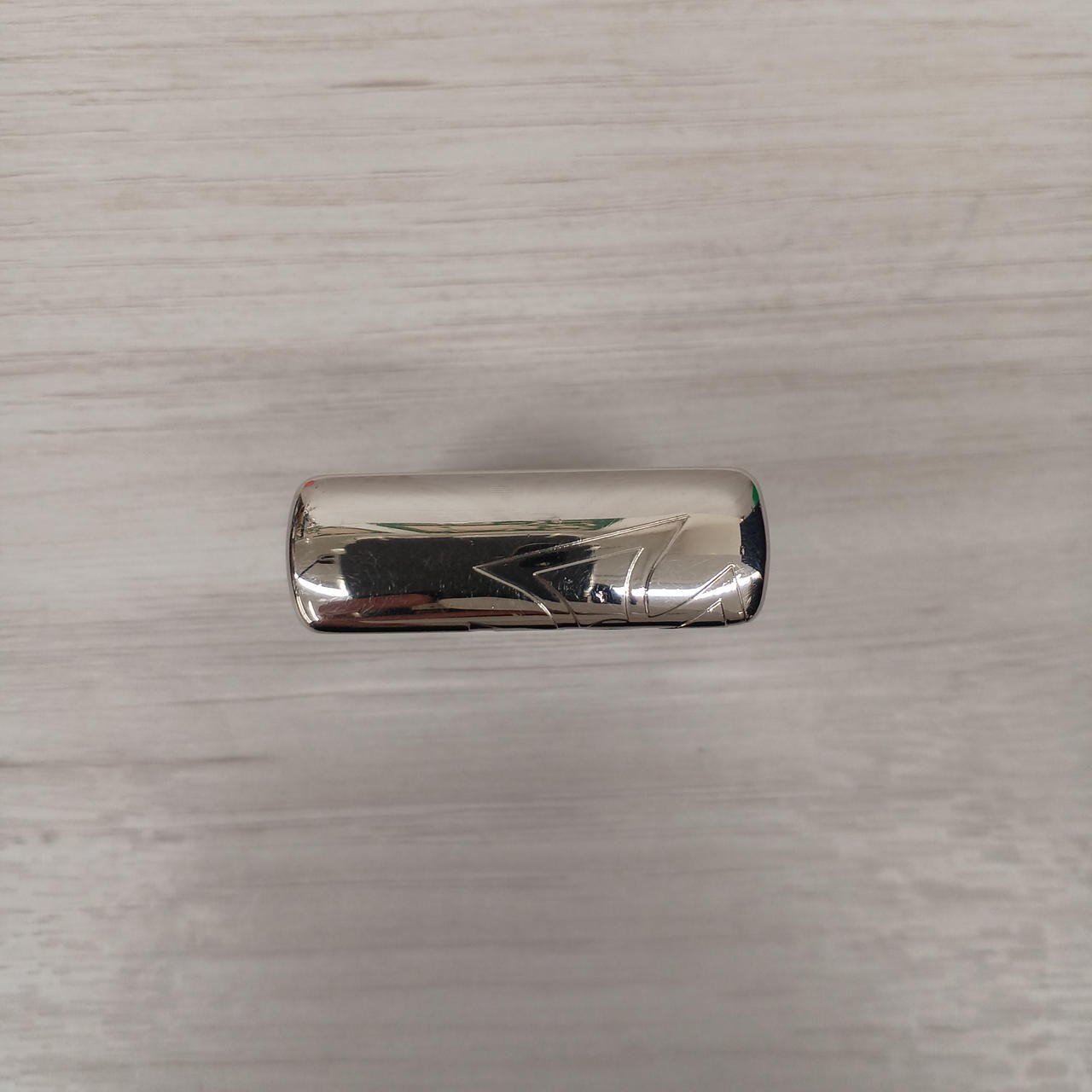 VIVIENNE WESTWOOD ZIPPO