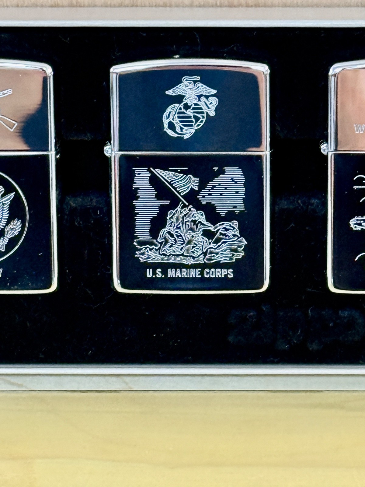 Rare Zippo The WW II Commemorative Series – Full Set in Original Box w/ Cases