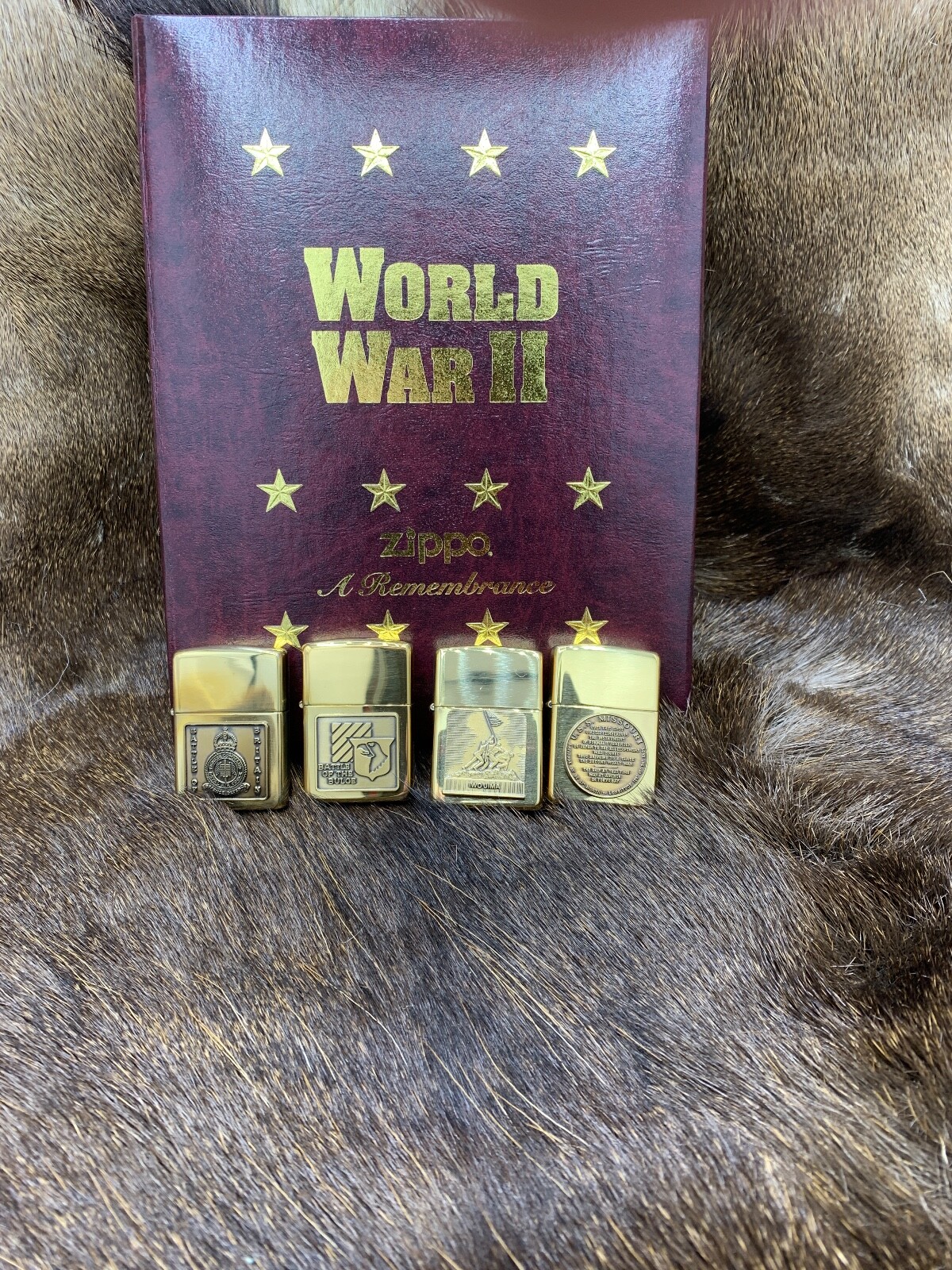 Zippo „Vol 1 World War II“ Zippo Lighter Set Mint With Stickers In Case RARE+++