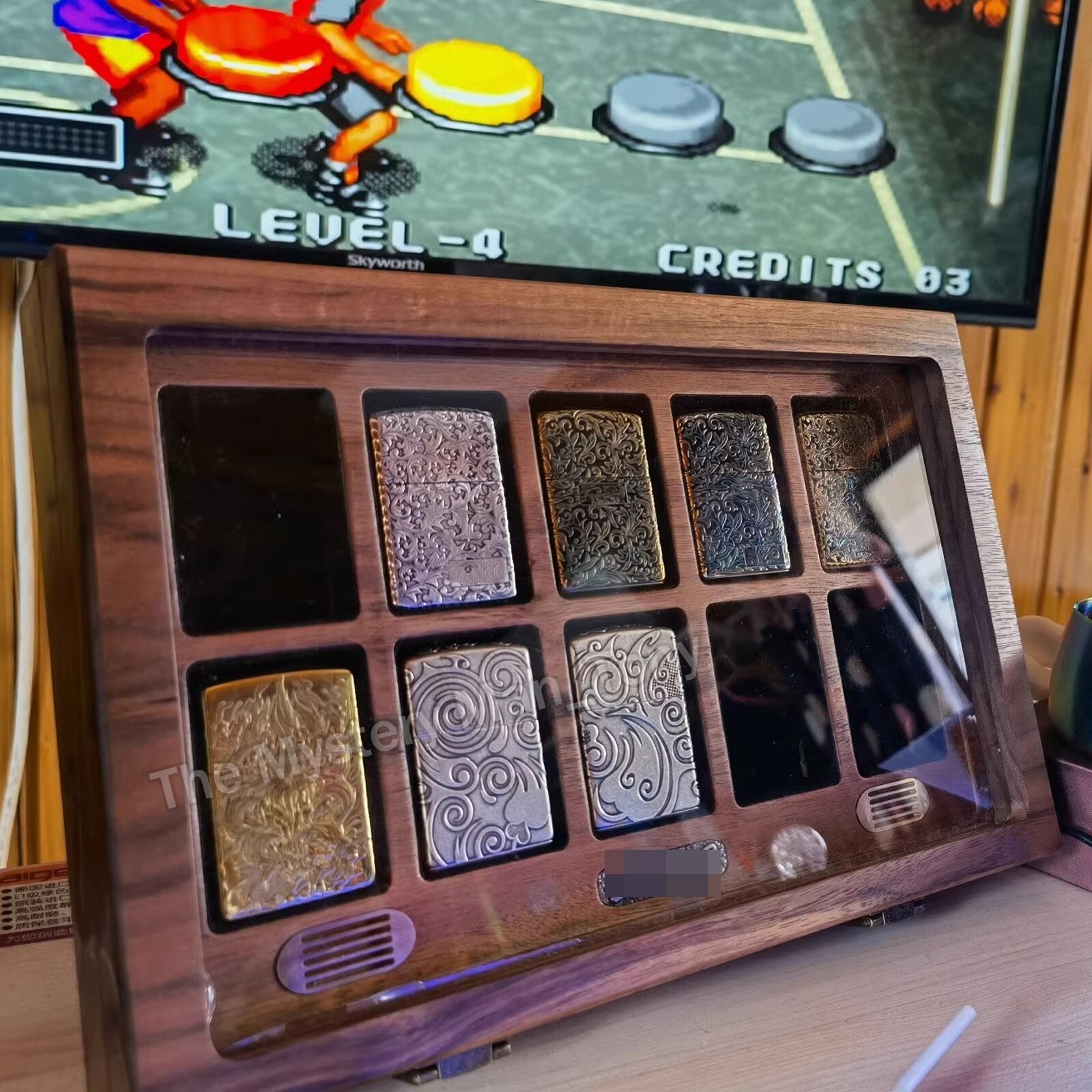 12 Slot Black Walnut Collection Display Case – For Zippo Lighters
