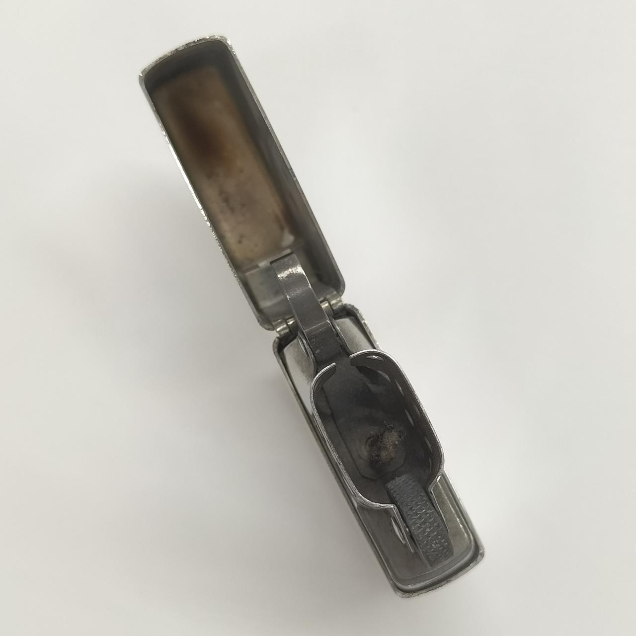 Zippo Lucky Strike 130th Anniversary Oil Lighter