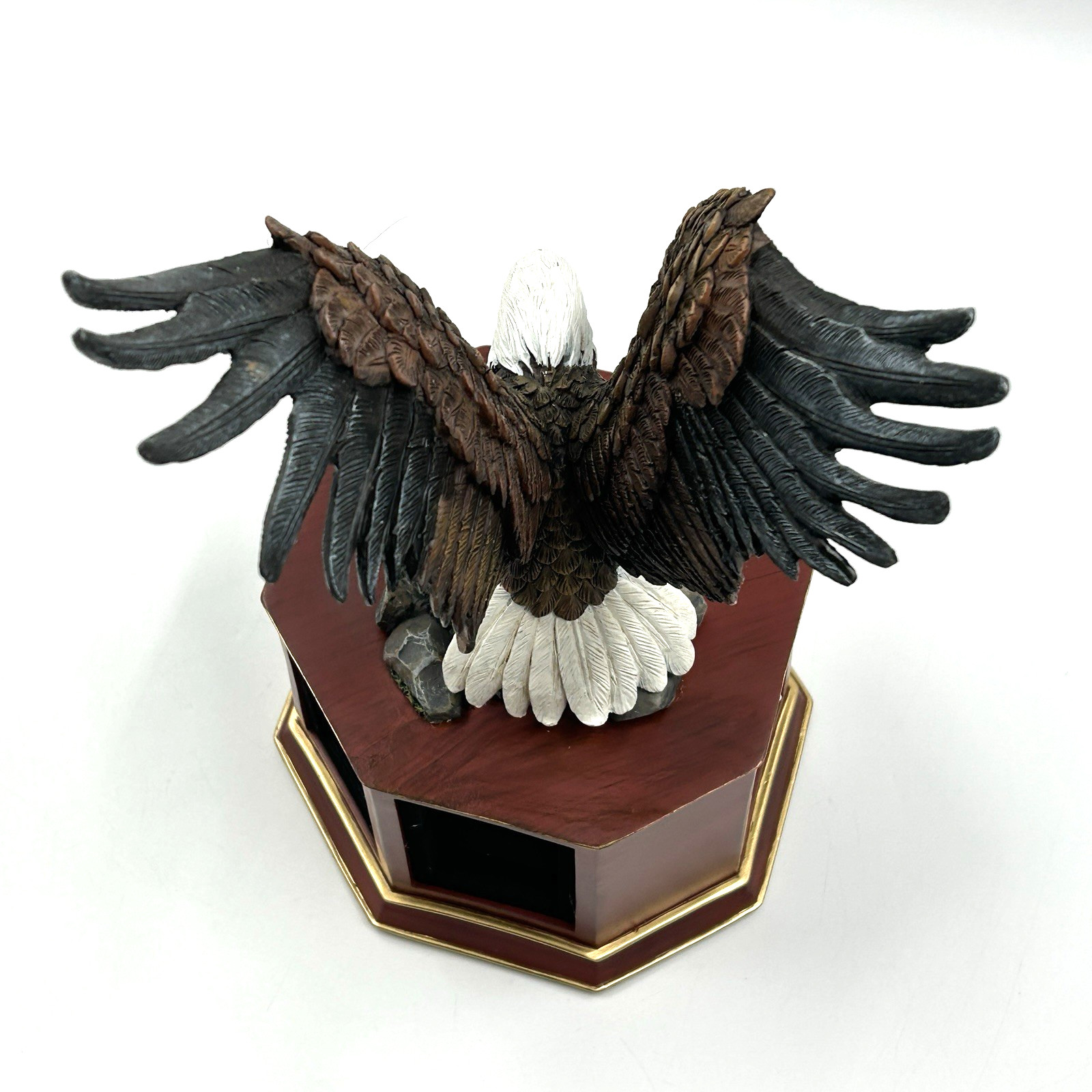 The Bradford Exchange Eagle Soaring Spirits Zippo Lighter Display Rare
