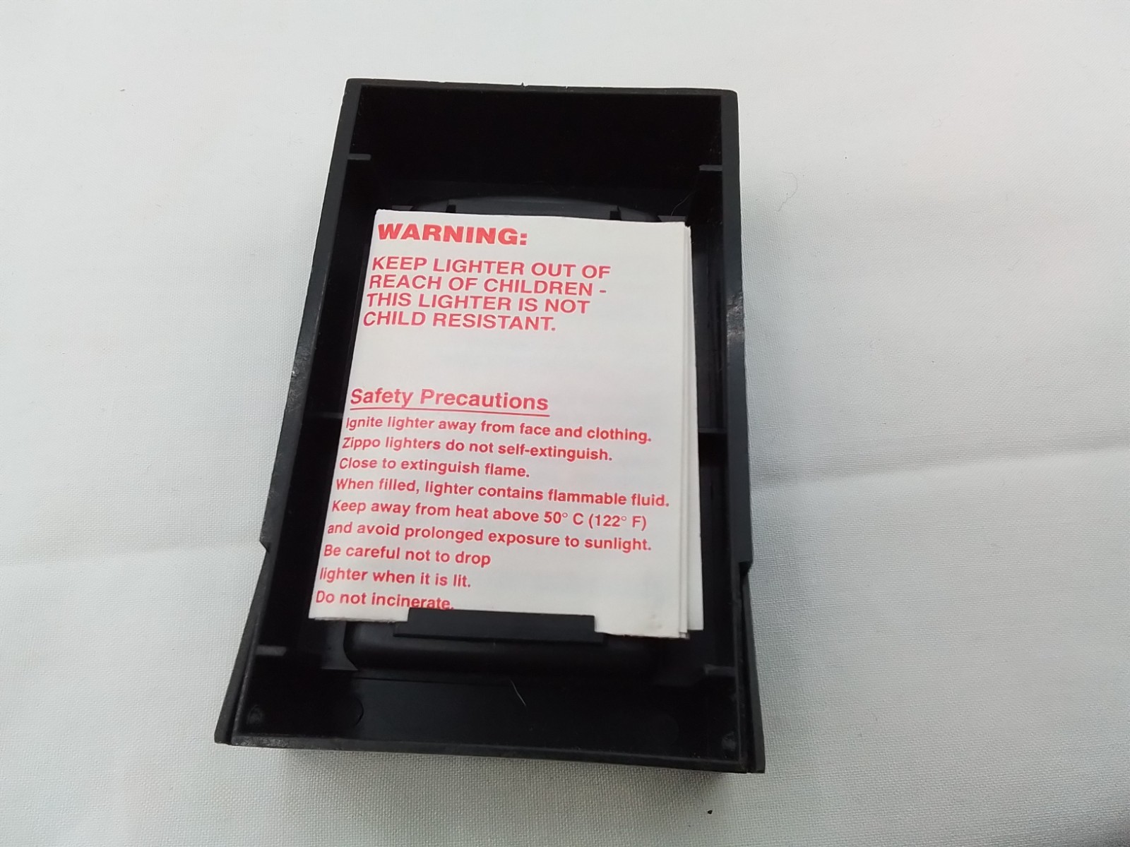 ZIPPO USA LIGHTER NEW VINTAGE NOS ORIGINAL BOX IVORY VINYL CROME SLIM ULTRALITE