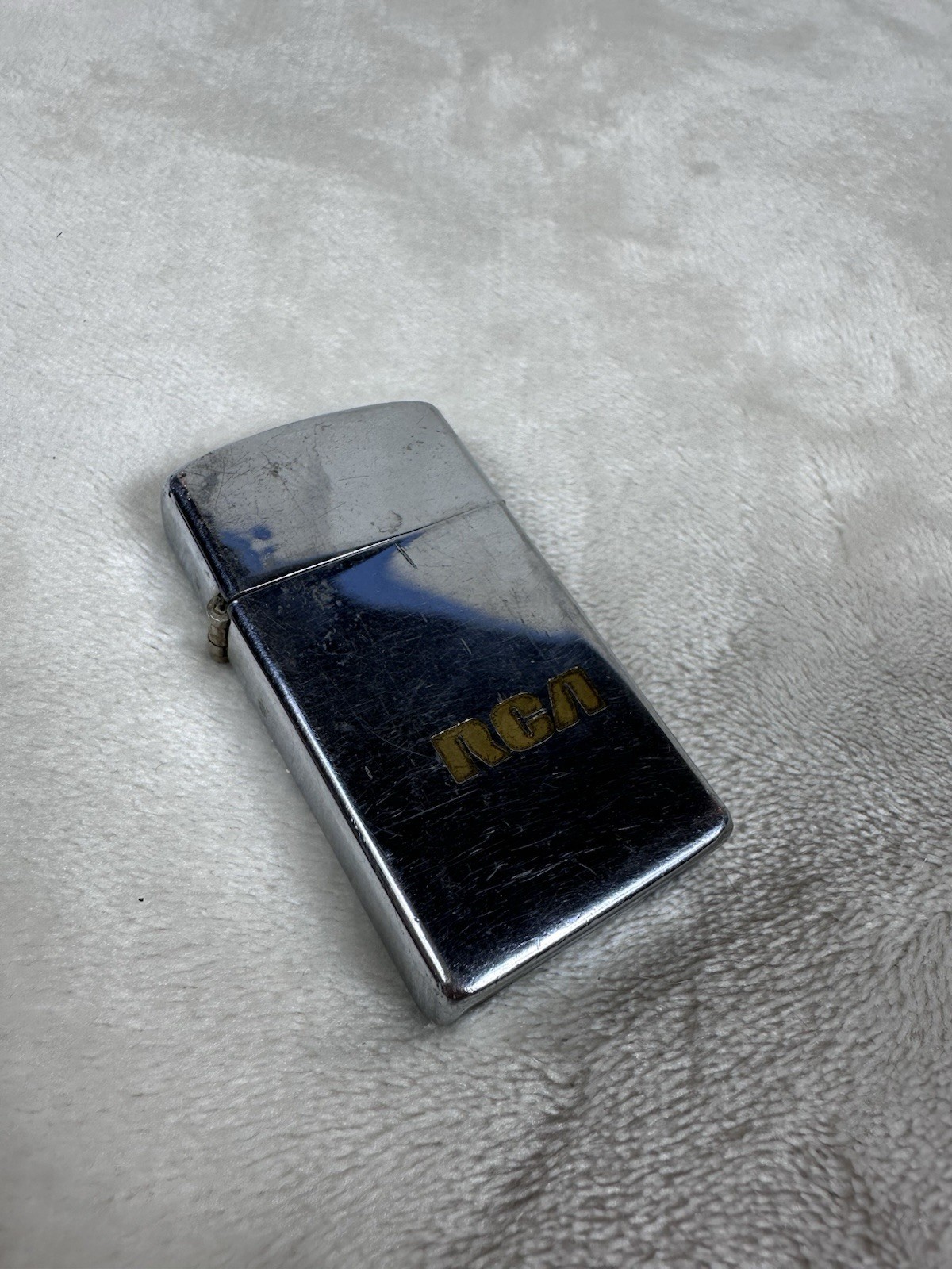 VINTAGE ZIPPO SLIM LIGHTER ADVERTISING RCA d. 1970