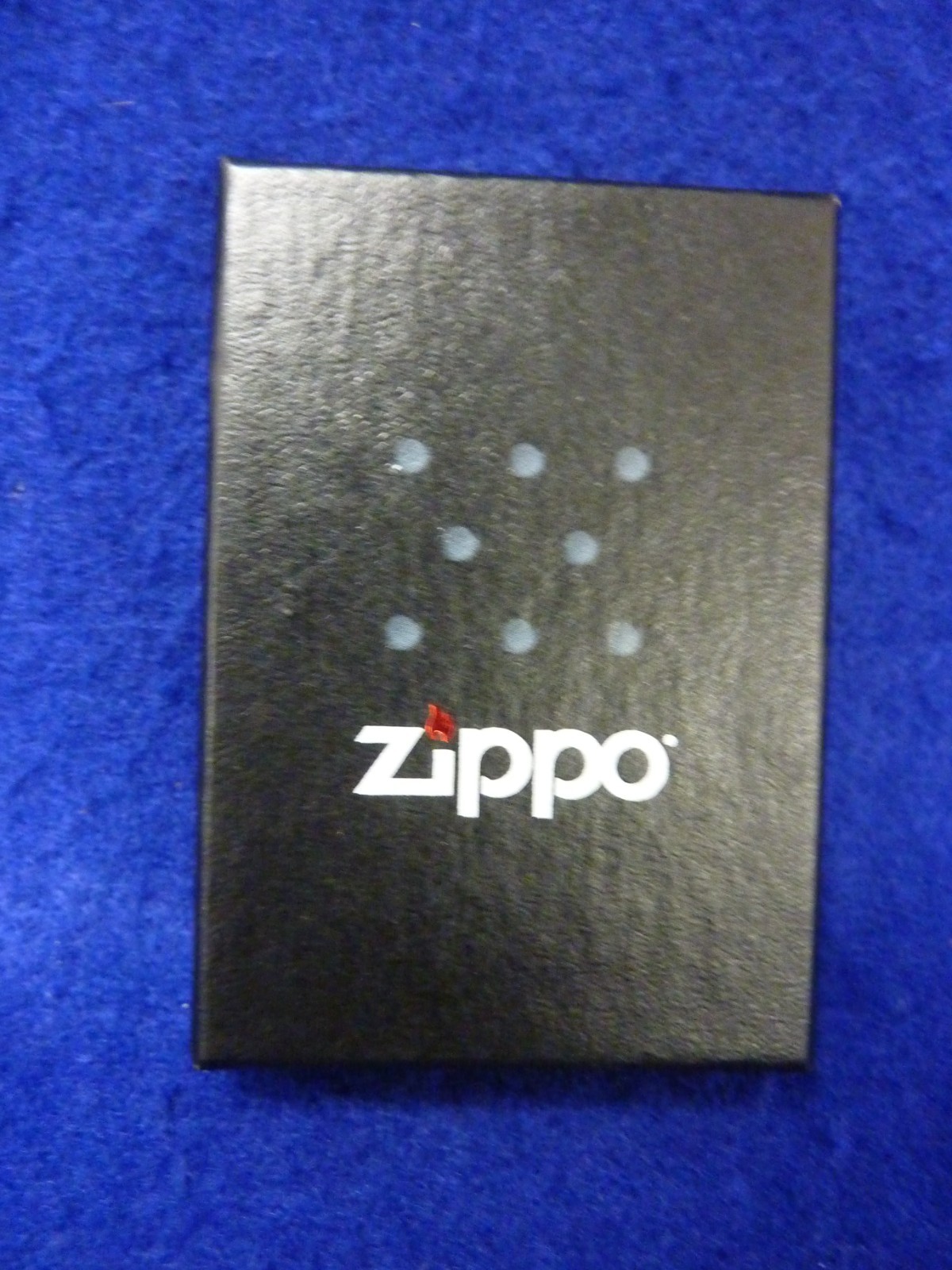 RARE ZIPPO BLUE METALLIC WINDPROOF FLIP TOP LIGHTER IN ORIGINAL BOX