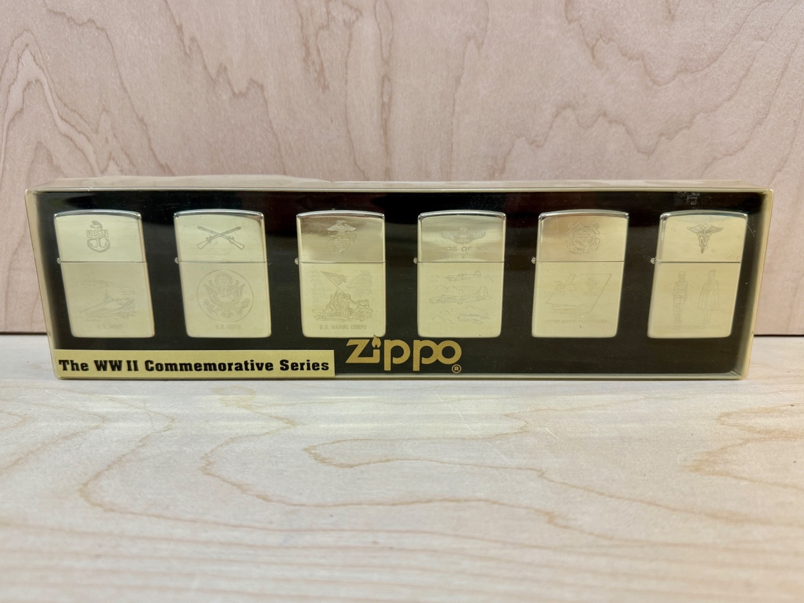Rare Zippo The WW II Commemorative Series – Full Set in Original Box w/ Cases