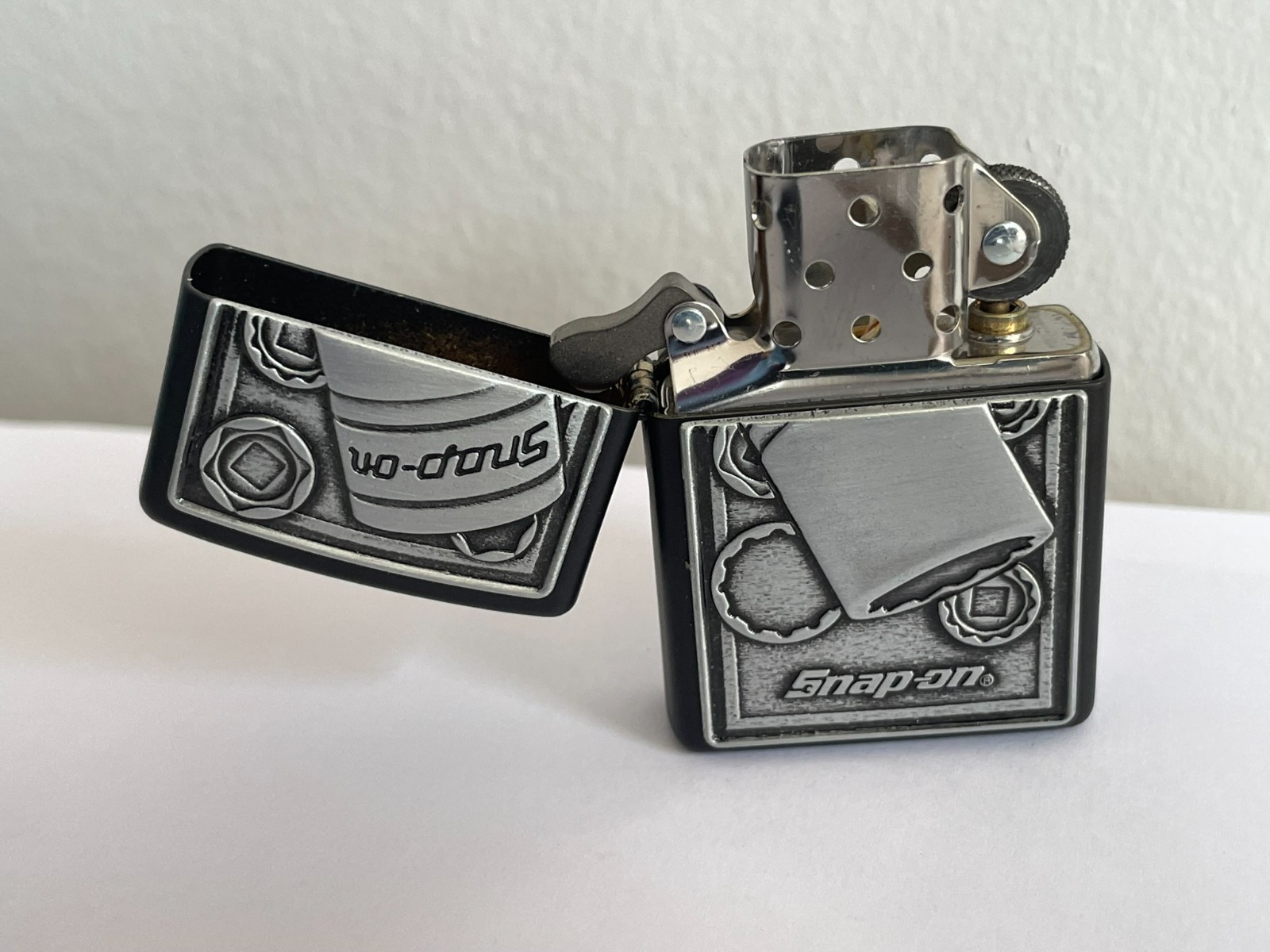 (New) ZIPPO LIGHTER – 2023 SNAP ON TOOLS RATCHET Black Matte BOXED & UNFIRED