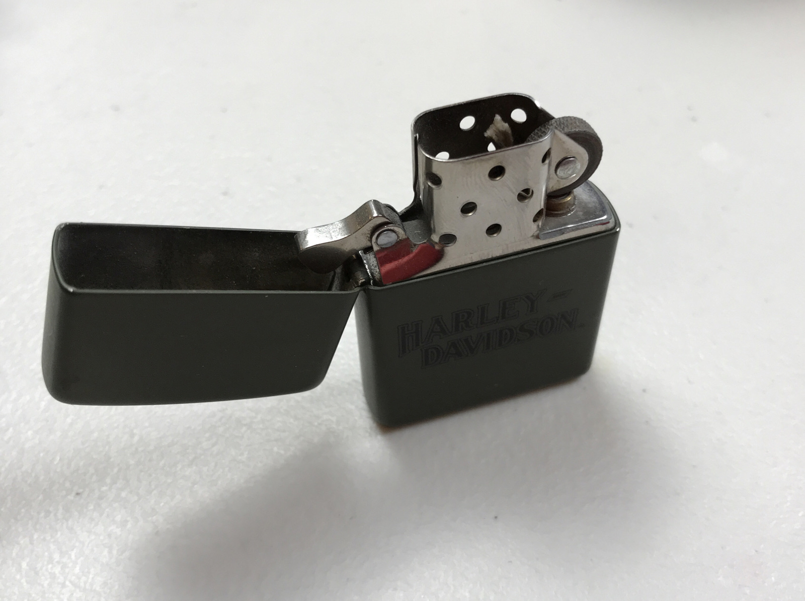 RARE Vintage Working Zippo Classic Style Army Green Painted Harley Davidson Logo