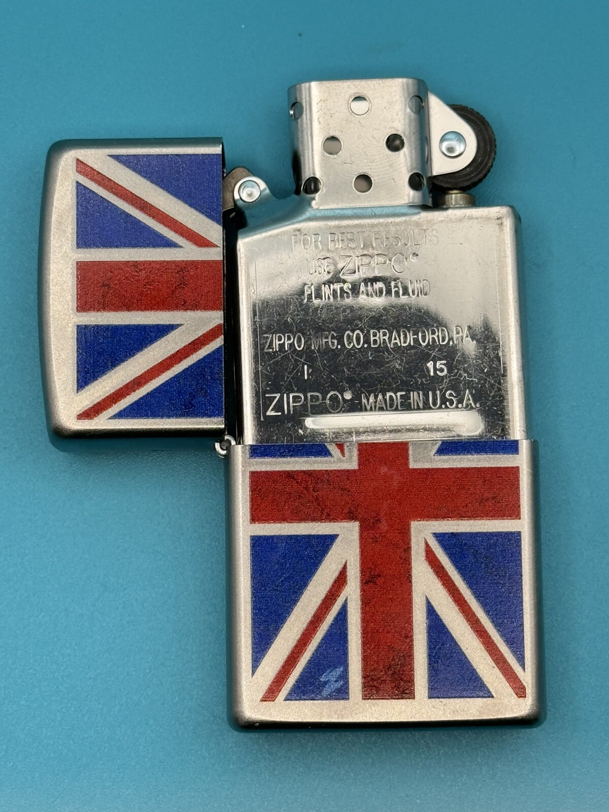 2015 British Flag Chrome Zippo Lighter NEW