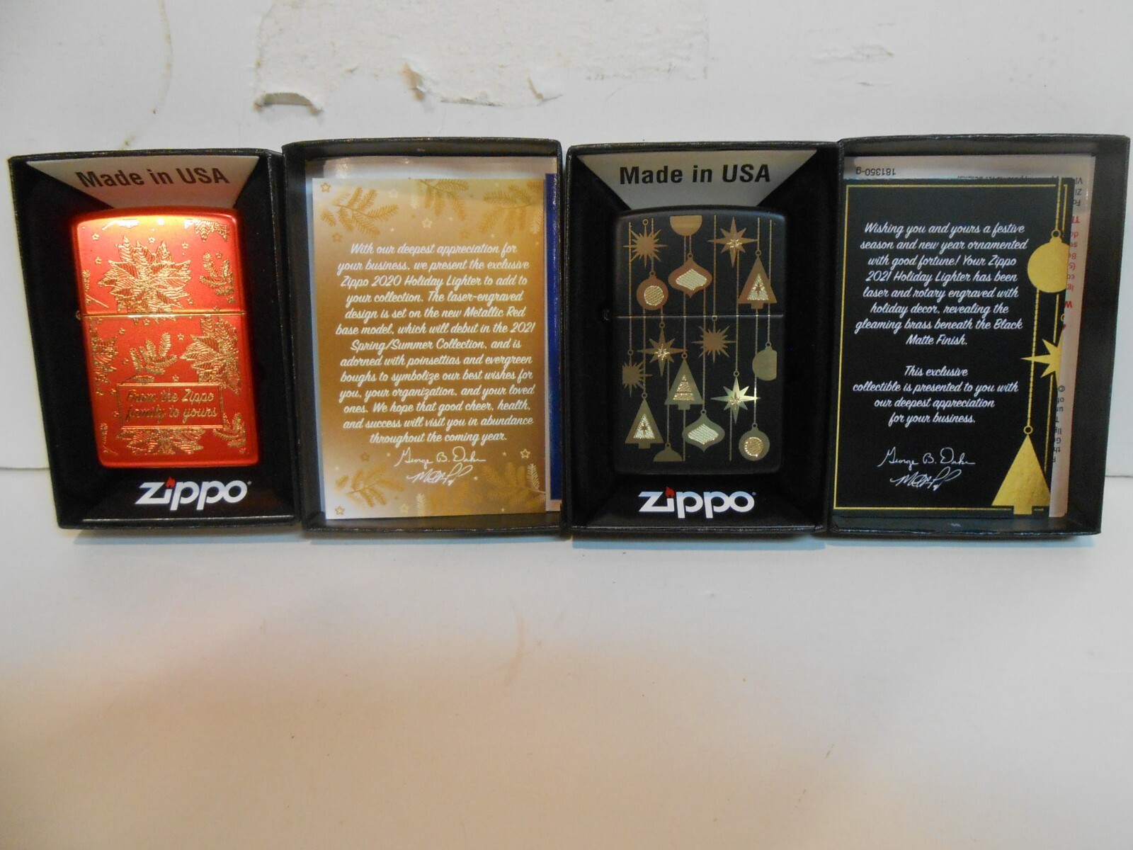 Zippo Christmas Season’s Greeting / Happy Holiday Dealer Thank Lighter Set of 2
