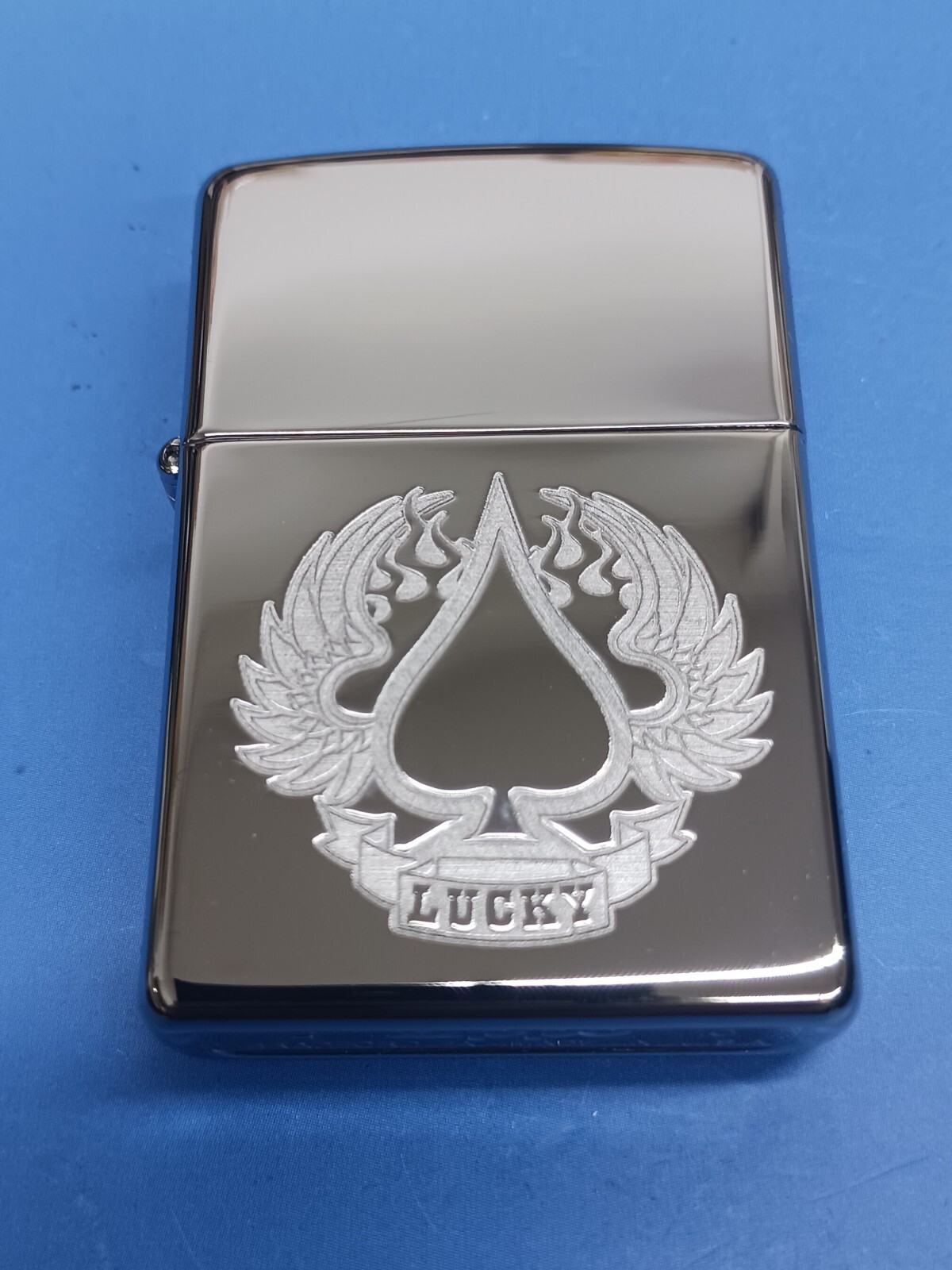 Zippo Lucky Wings High Polish Chrome 24704