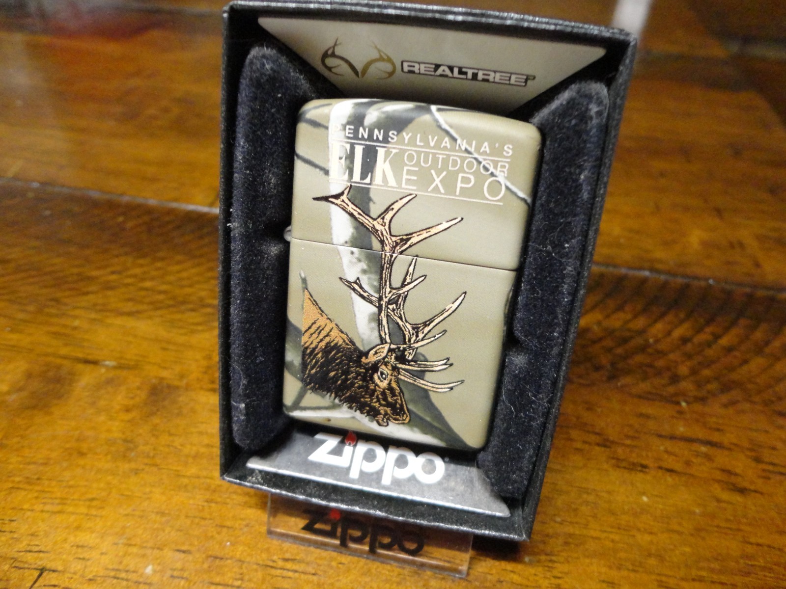 PENNSYLVANIA ELK OUTDOOR EXPO REALTREE CAMO ZIPPO LIGHTER MINT IN BOX 2011