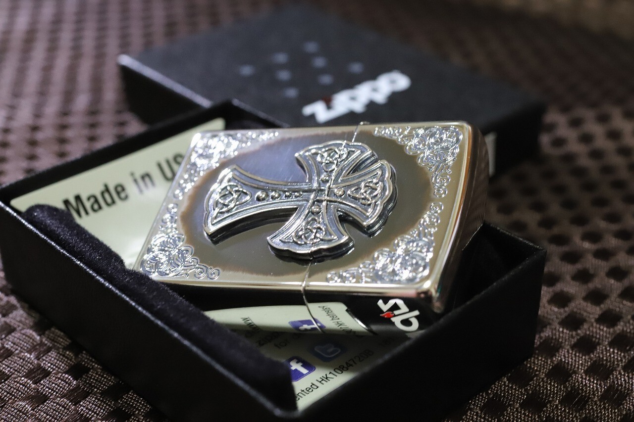 Zippo Oil Lighter Silver Cross Regular Case