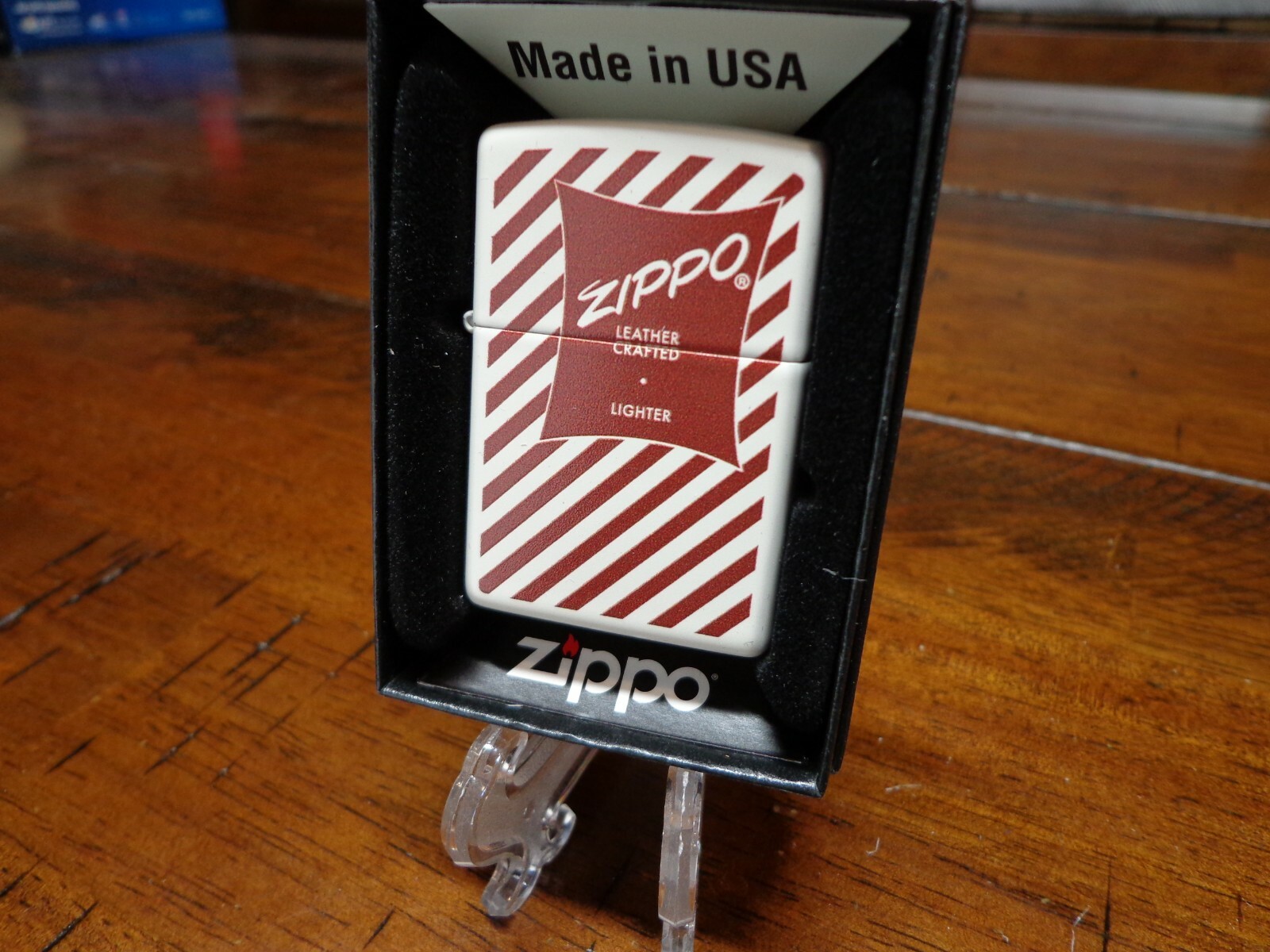 1952-1960 ZIPPO LEATHER CRAFTED BOX DESIGN ZIPPO LIGHTER MINT IN BOX