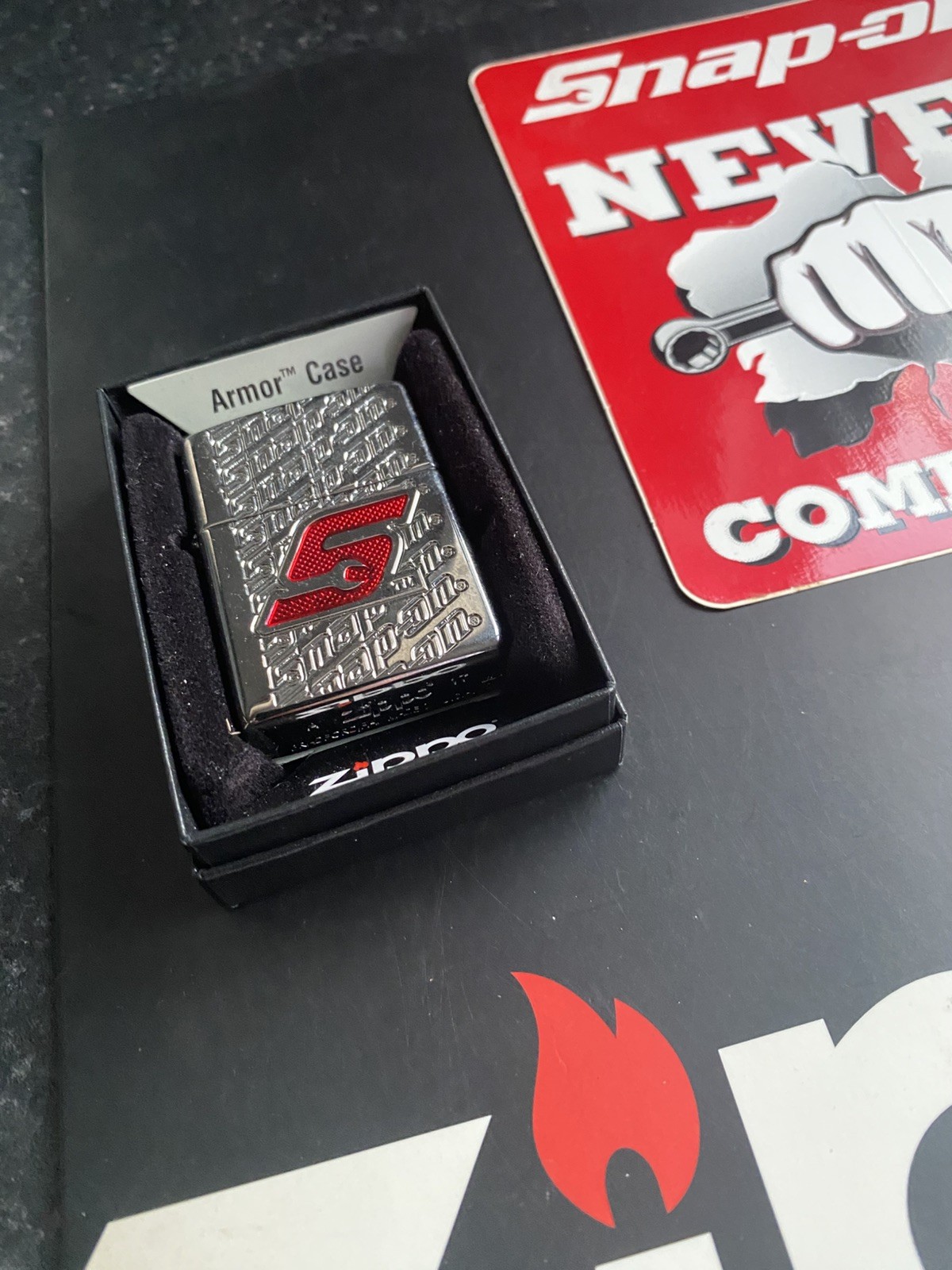 GENUINE SNAP ON 2017 ARMOR ZIPPO .