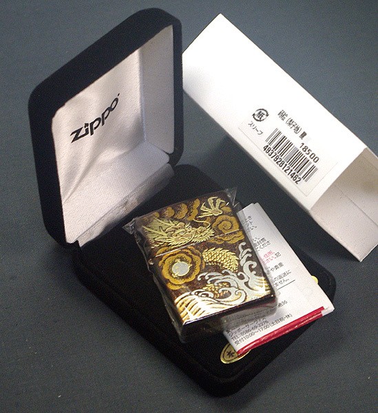 ZIPPO Gold Maki e Pear Tree Lacquer Dragon Gold Tank Takkyubin Compact