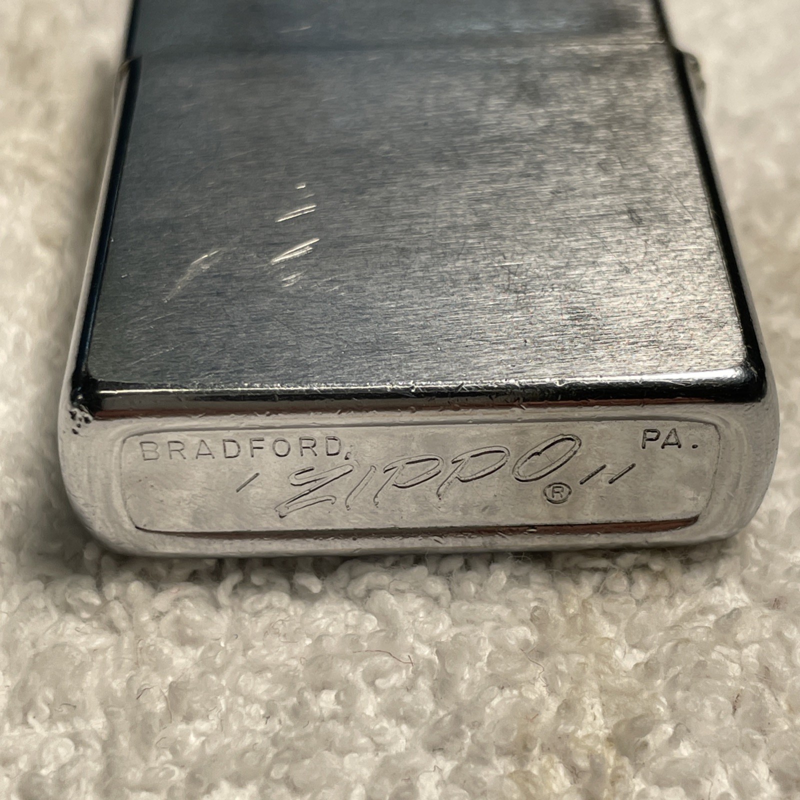 Vintage Zippo Lighter Hunting Bird Dog Scene