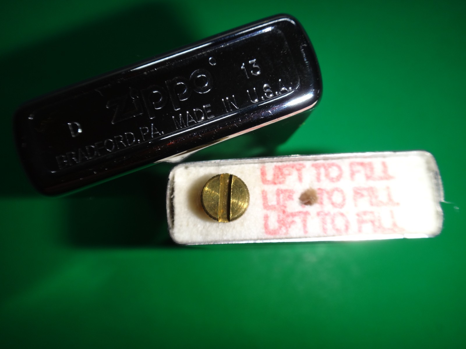 Year 2013 Polished Chrome Zippo Lighter LUCKY and 4 DICES Sticker